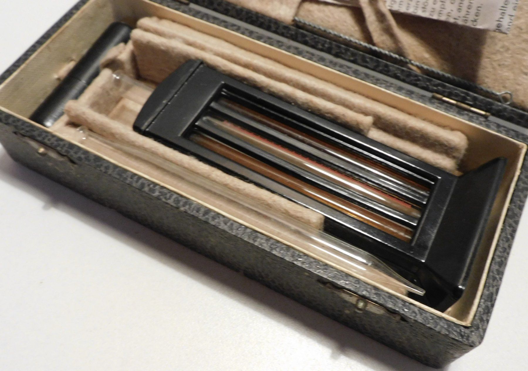 Tous les outils: Sammler Objekt mit original Case Doppelfarbstab-Haemometer – D'occasion à Sursee par 76 6