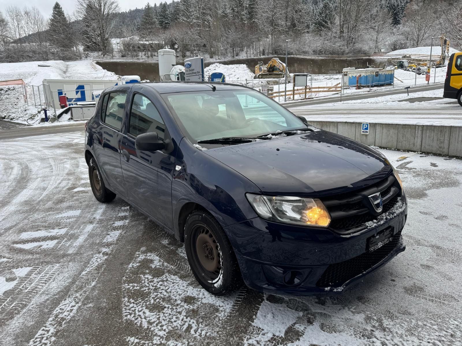 Dacia Automobili: Dacia Sandero 1.2 75 55KW – Usato da Couvet venduto da Geiser-Automobiles 1
