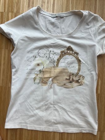 T-Shirt. Size s(36)