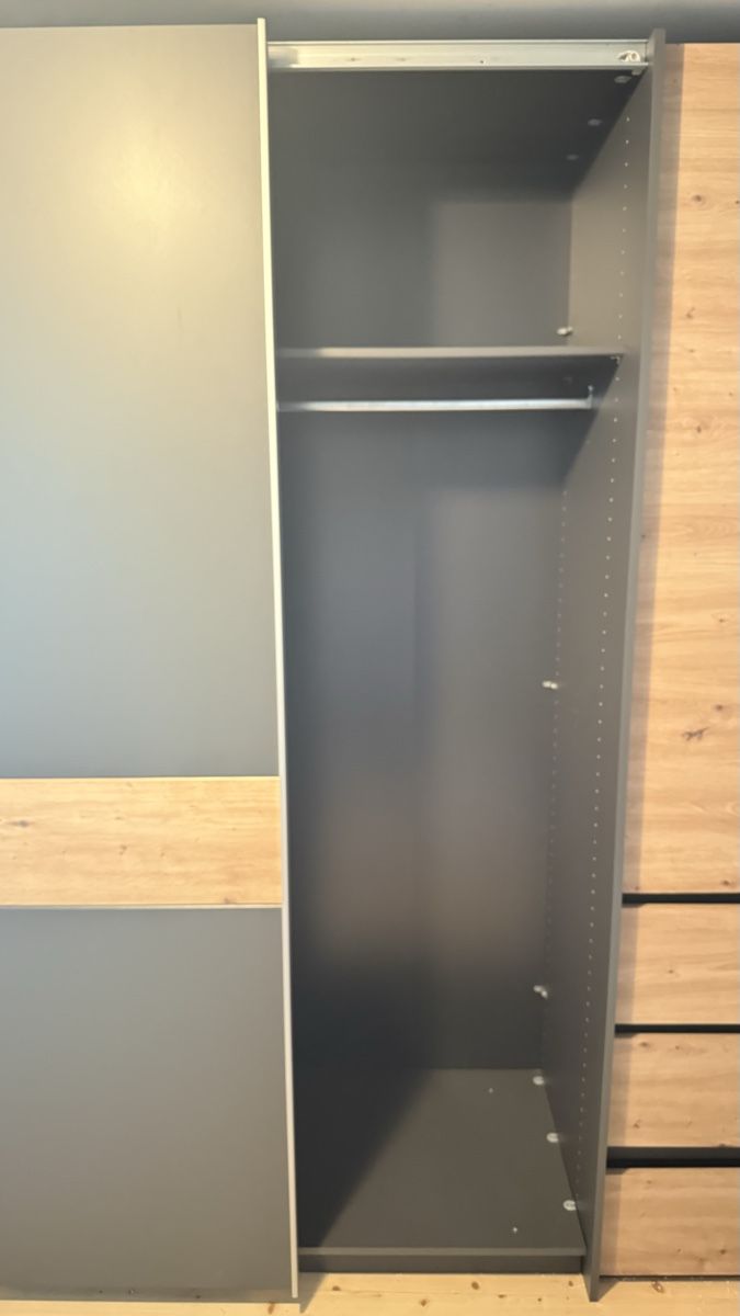 Armadi: Grosser Kleiderschrank – Usato da Brügg BE venduto da Flashyy_GG 4