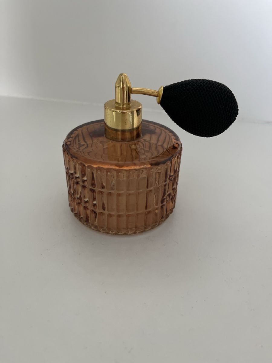 Flaconi: Perfume Bottle - Elegance in Glass & Gold Tone – Nuovo (secondo la descrizione) da Zürich venduto da lor_v6pq 2