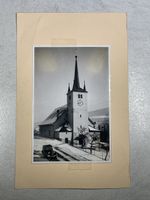 Alte Schwarzweiss-Fotografie: Kirche Vallorbe im Winter