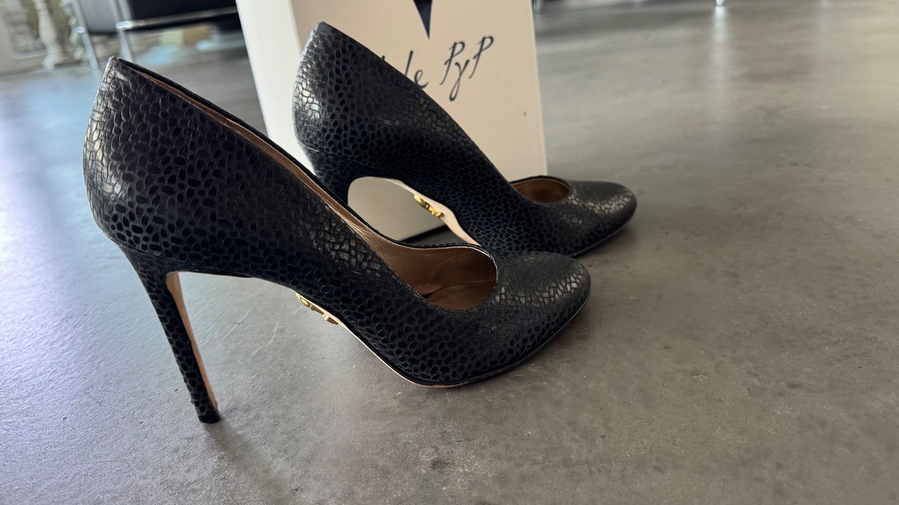 Scarpe da donna: Lele Pap Pumps Leder Gr. 40 Schwarz – Nuovo (secondo la descrizione) da Oberrieden venduto da Bergsteiger67 1
