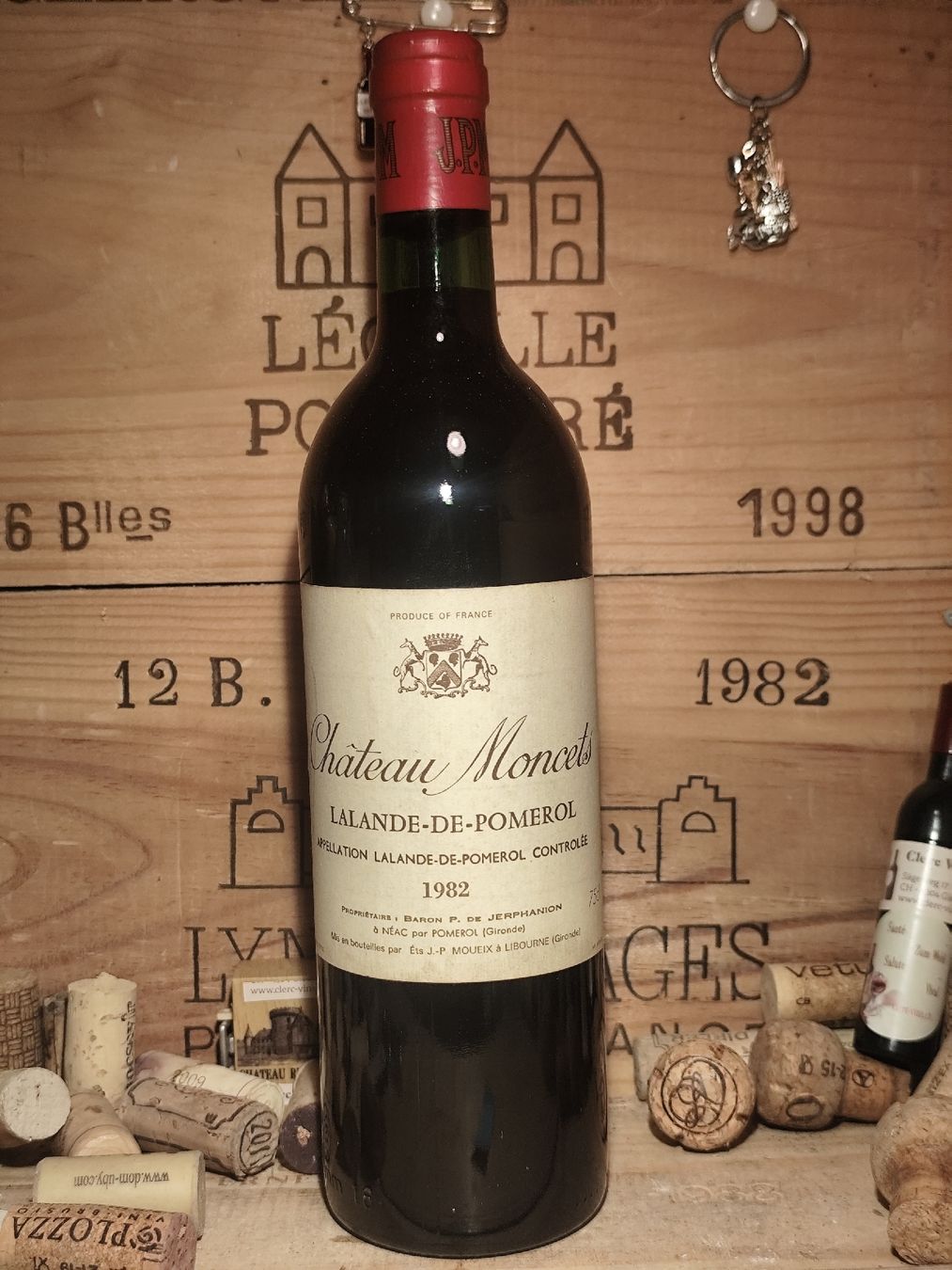 Vino: 1982 Chateau Moncets Lalande-de-Pomerol  – Nuovo (secondo la descrizione) da Büsserach venduto da Vintage-vins 5