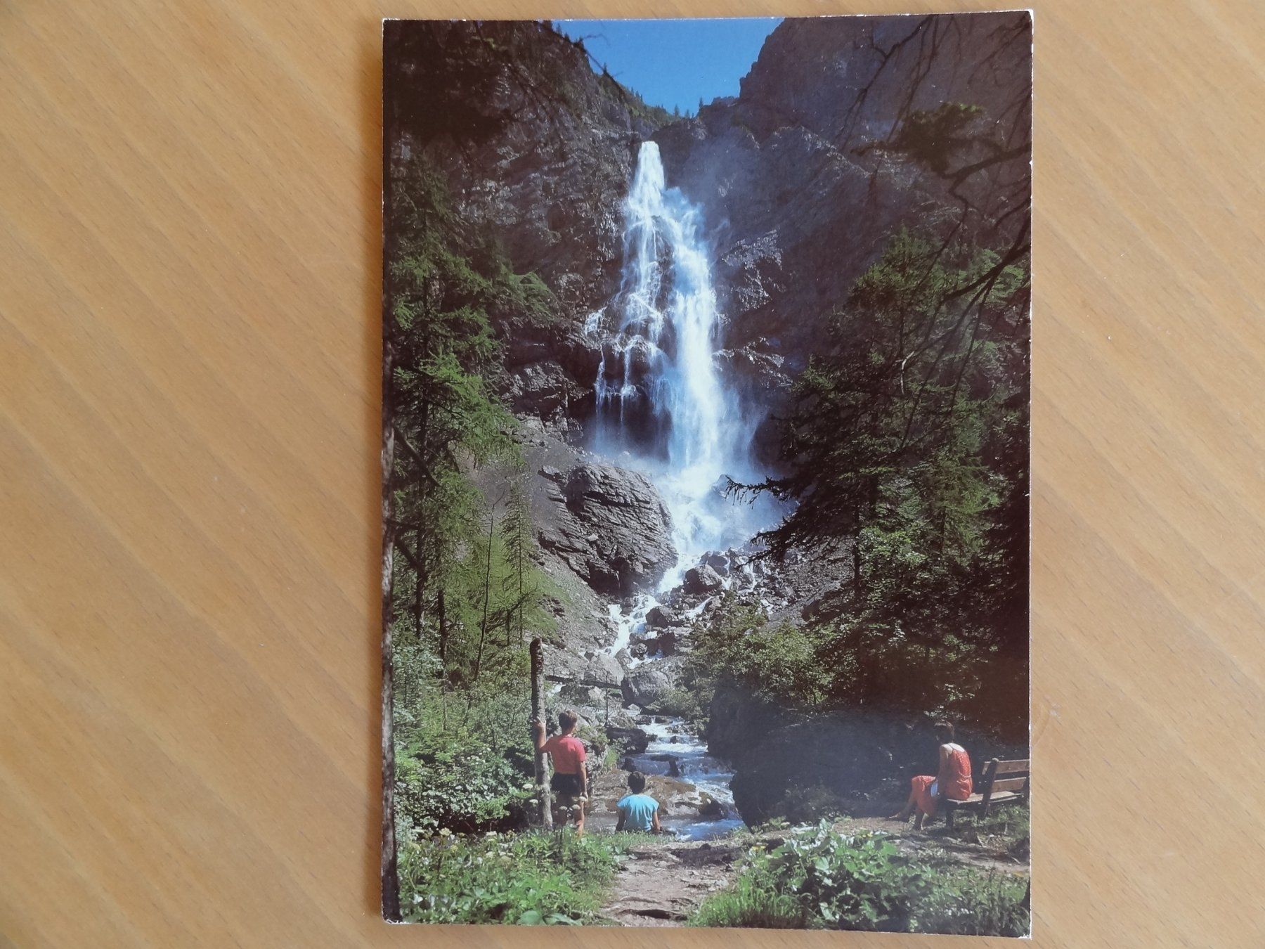 Cartoline postali: Unterer Engstlig-Wasserfall bei Adelboden - 1990 – Usato da St Léonard venduto da Riglin