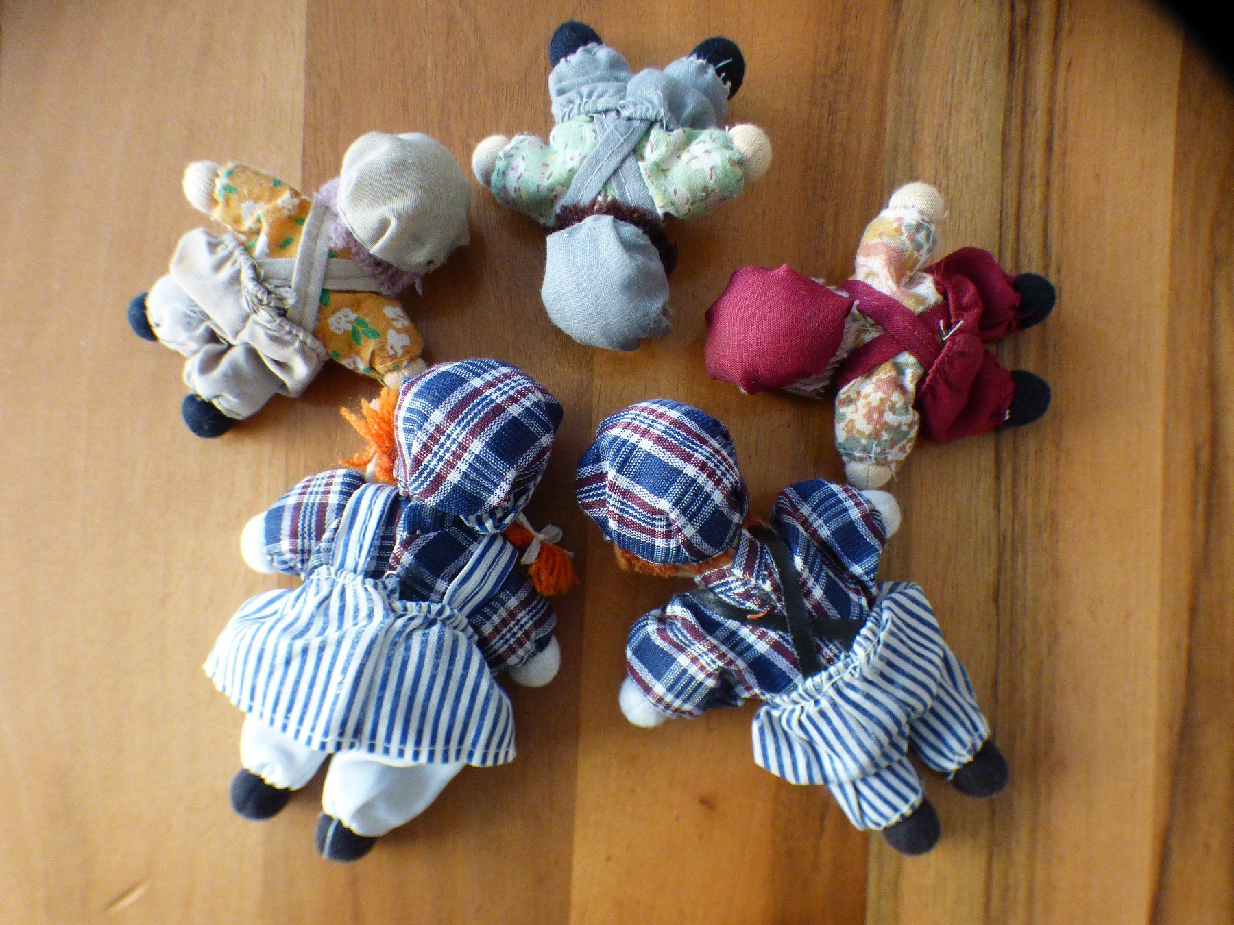 Bambole: 5 Püppchen – Usato da Münchenbuchsee venduto da enzian59 2