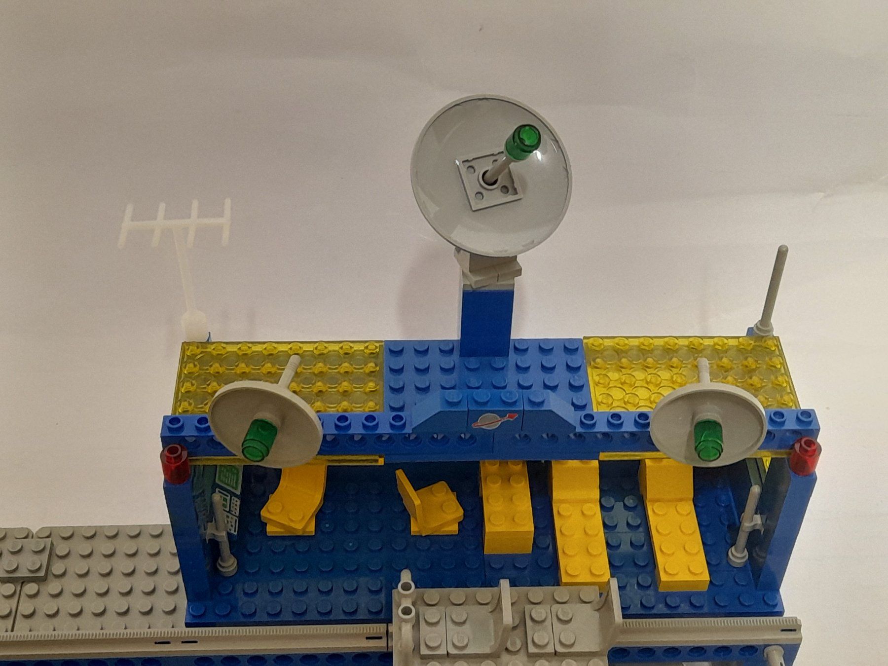 Lego Spielzeuge: Lego Legoland Space 6970 Beta-1 Command Base – Gebraucht aus Derendingen von Boeni80 1