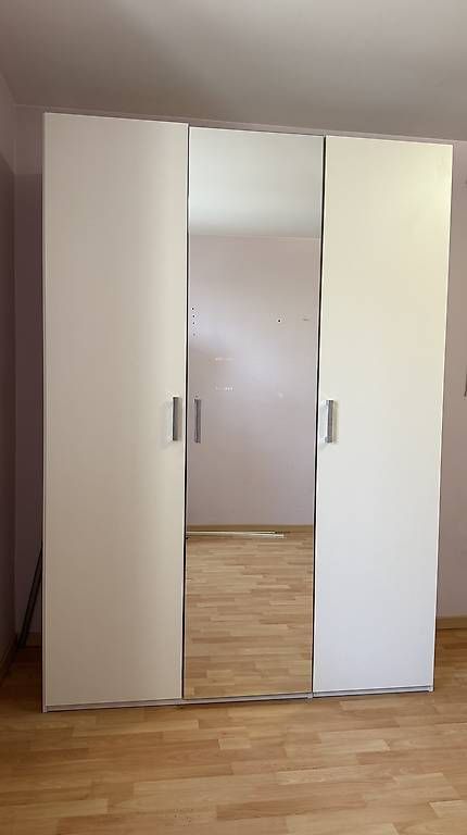 Schränke: Armoire-penderie 3 portes – Gebraucht aus La Rippe von christophelyner