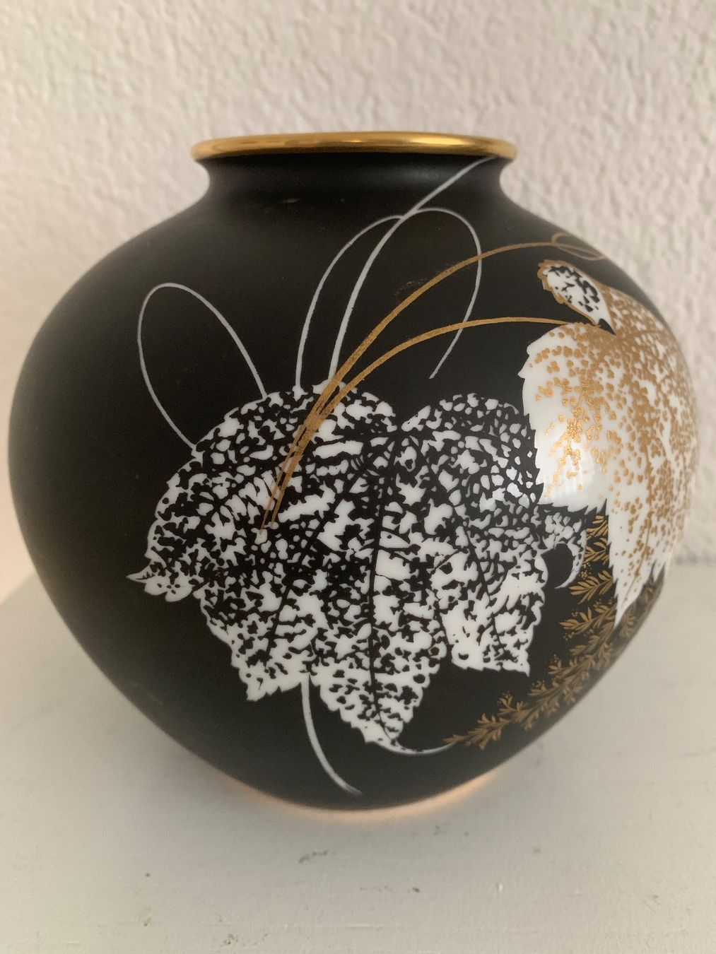 Rosenthal Vasen & Gefässe: Rosenthal Vase / Malvacea schwarz – Gebraucht aus Biel/Bienne von Katja01112 7