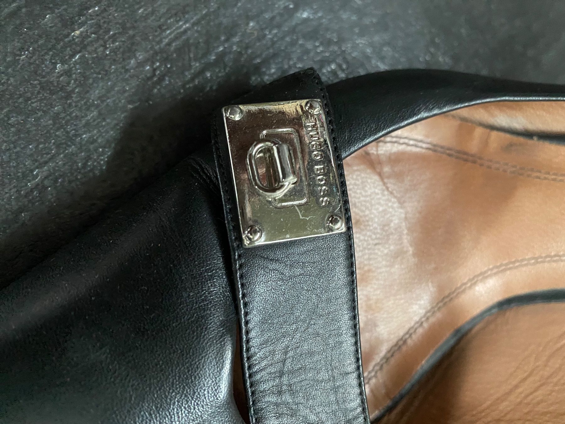 Hugo Boss Scarpe da donna: Boss Pumps mit Kittenheals, hinten offen 38.5 – Usato da Chur venduto da simhofstr 1