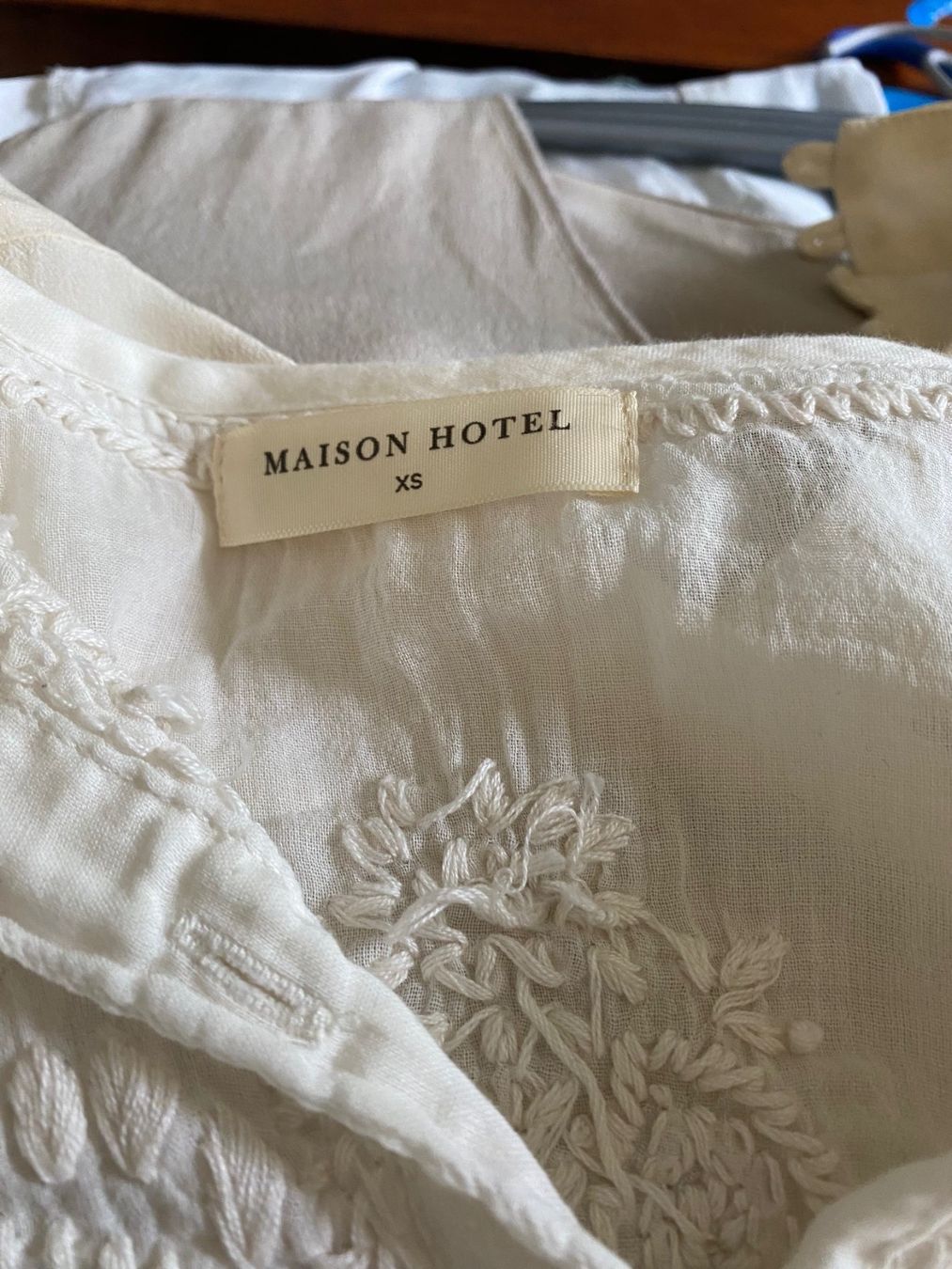 Camicette: Maison Hotel Sommerbluse – Usato da Luzern venduto da Turmliebe 3