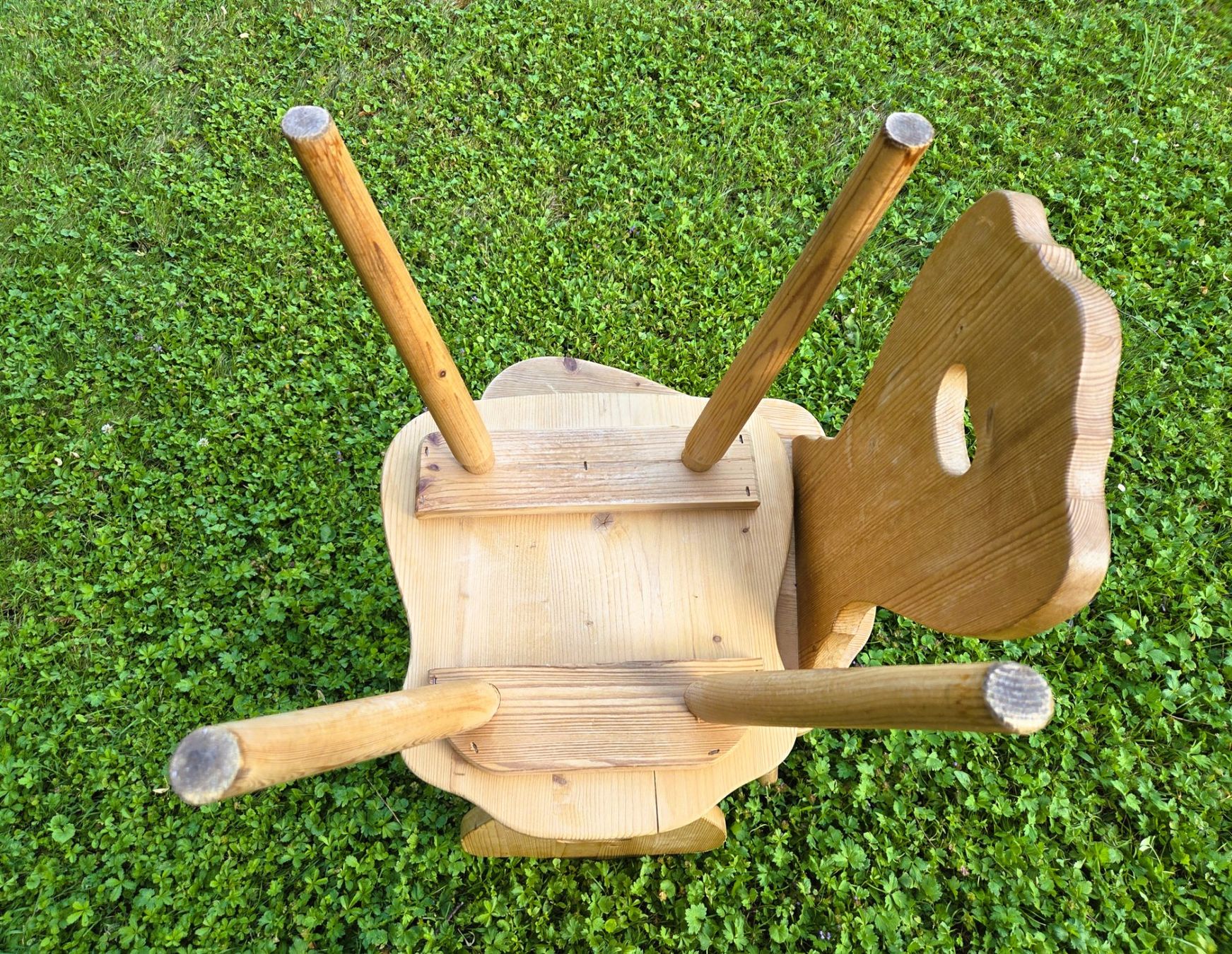 Stühle: 2x HOLZSTÜHLE - VINTAGE – Gebraucht aus Brüttisellen von Nighttrain 3