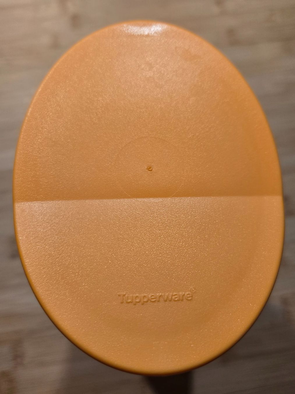 Tupperware Contenitori & Simili: TupperWare Wasserkrug 1.0 L orange – Usato da Nebikon venduto da zesette 2