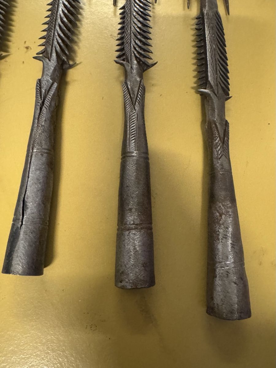 Tiro con l'arco: Afrikanische spear 4 stk.  – Usato da Schlieren venduto da Freundlich02 2