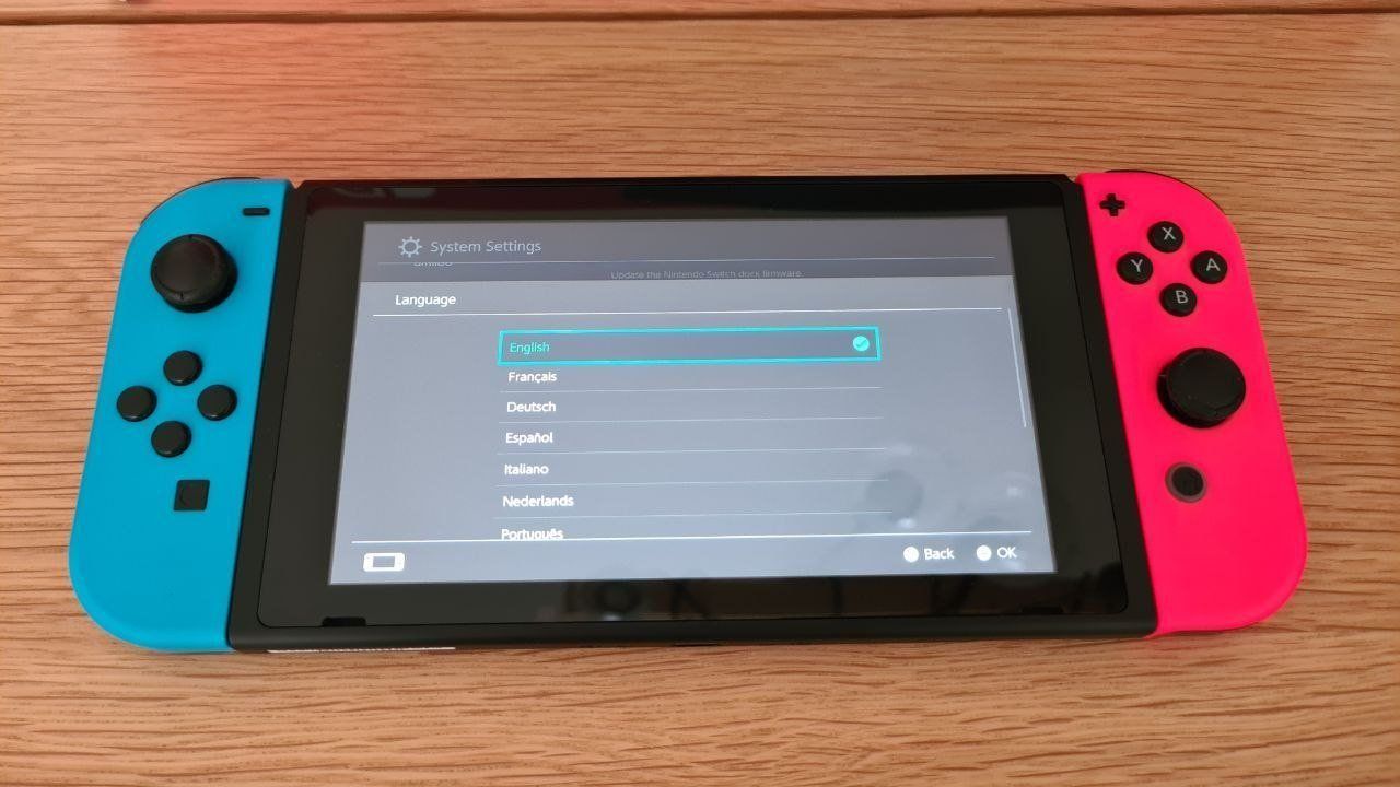 Nintendo Console: Nintendo Switch Bundle + Just Dance + Travel Case – Usato da Zürich venduto da gia_tfj5 6
