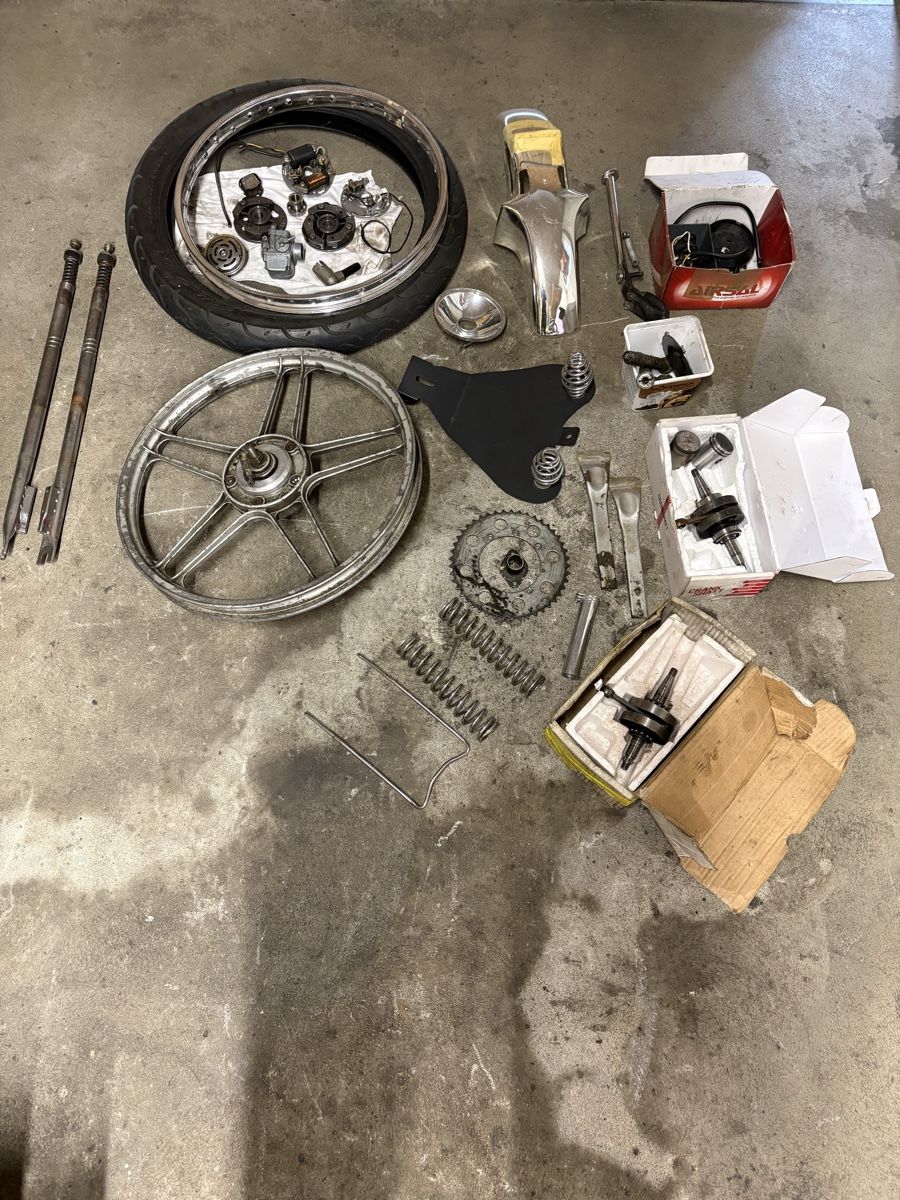 Mofas: Puch Maxi Teile – Defekt aus Wattwil von Emil.