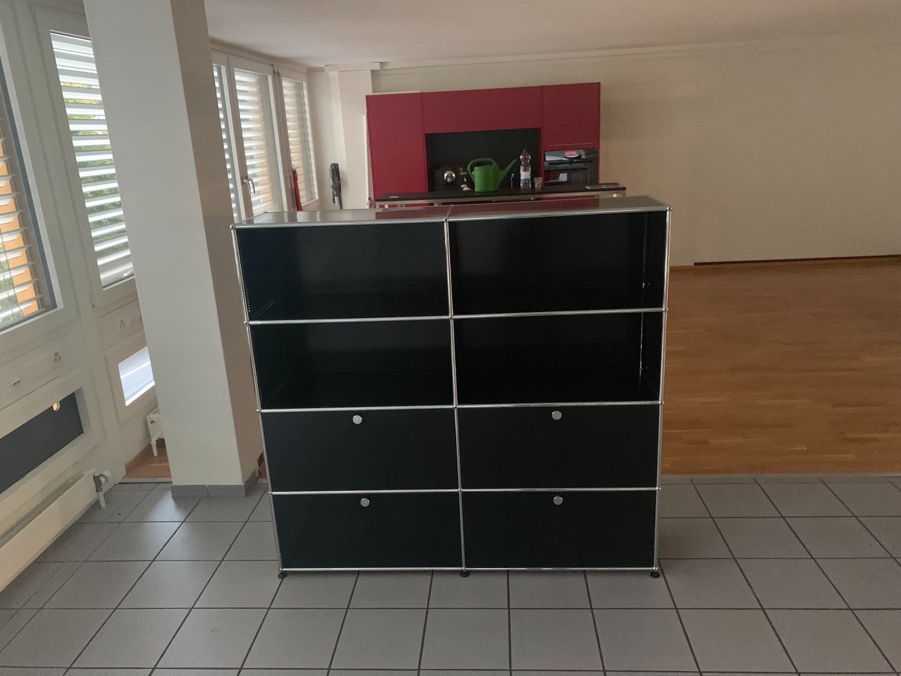 USM Scaffali: USM Highboard Black Lieferung Gratis – Usato da Thun venduto da Thuno6 1