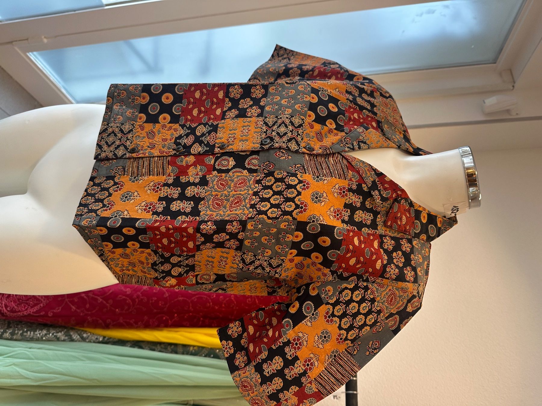 Blusen: Bluse, Patchwork Muster cotton – Neu und originalverpackt aus Burgdorf von LittleNora 2