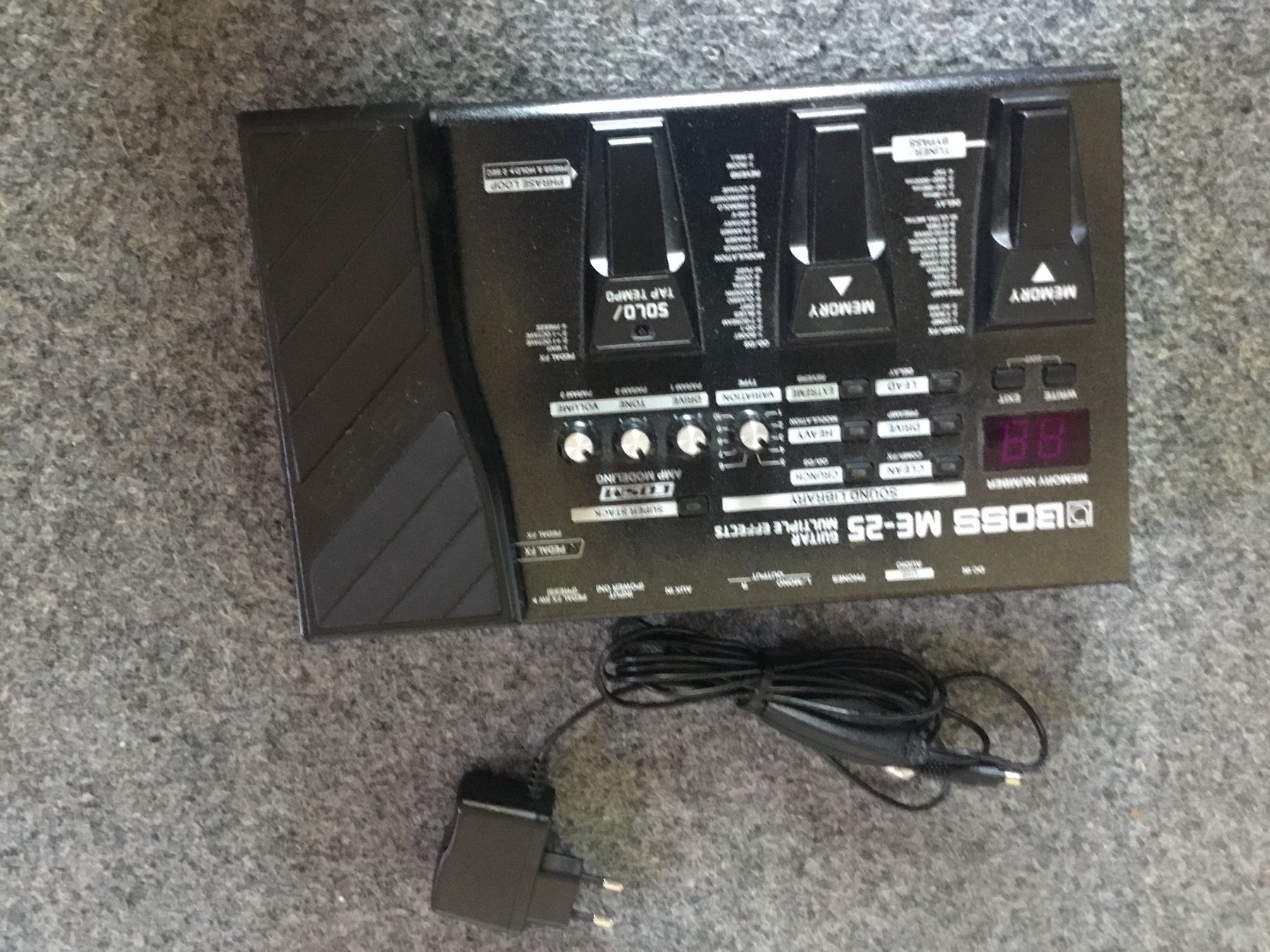 Boss Musikinstrumente: Multi Effektgerät Boss ME-25 in einem Top Zustand – Gebraucht aus Duggingen von Singfogel 2