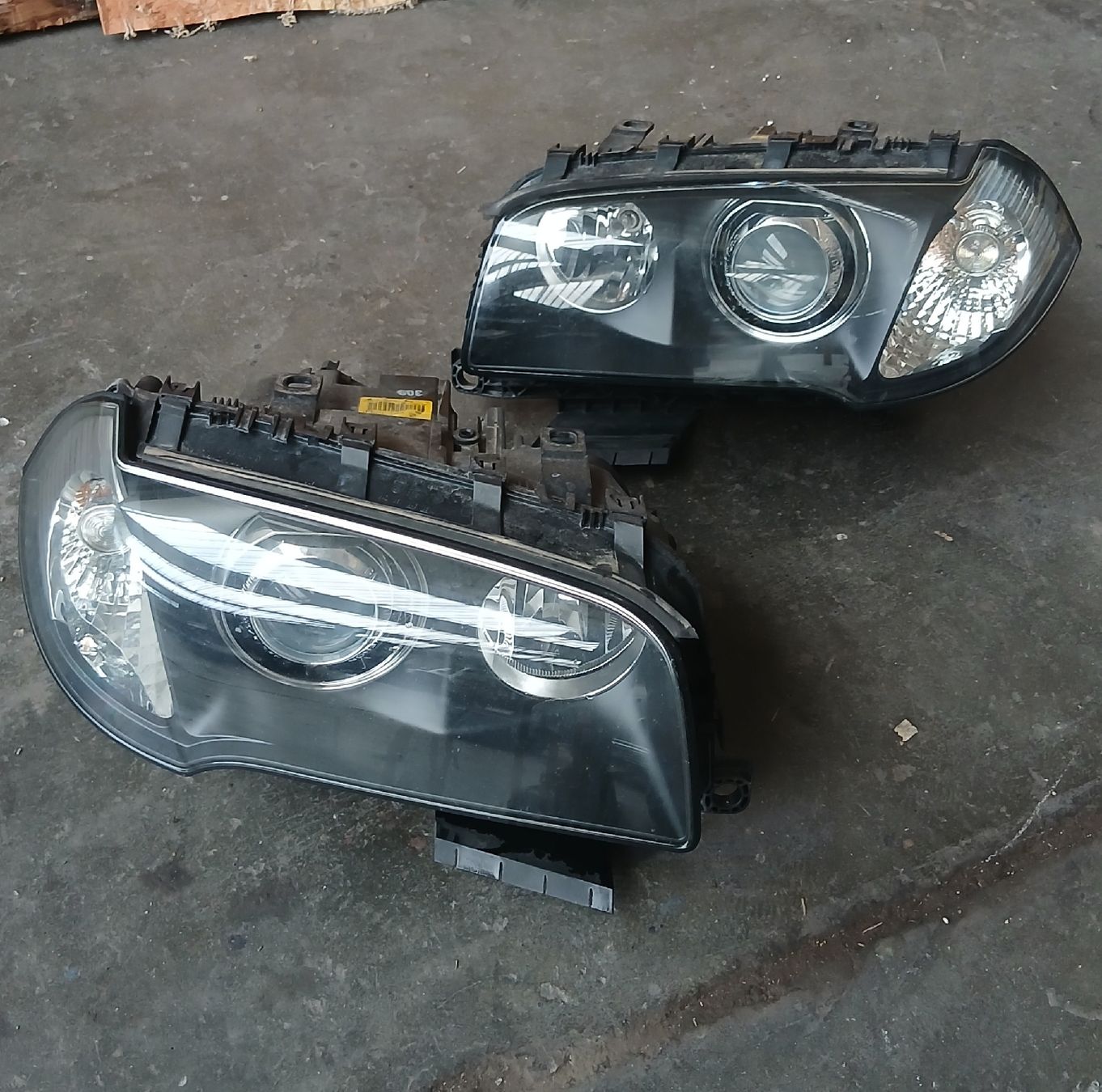 BMW Fari: Phares BMW X3 E83 2004-2010 – Usato da la heutte venduto da Auto-stock