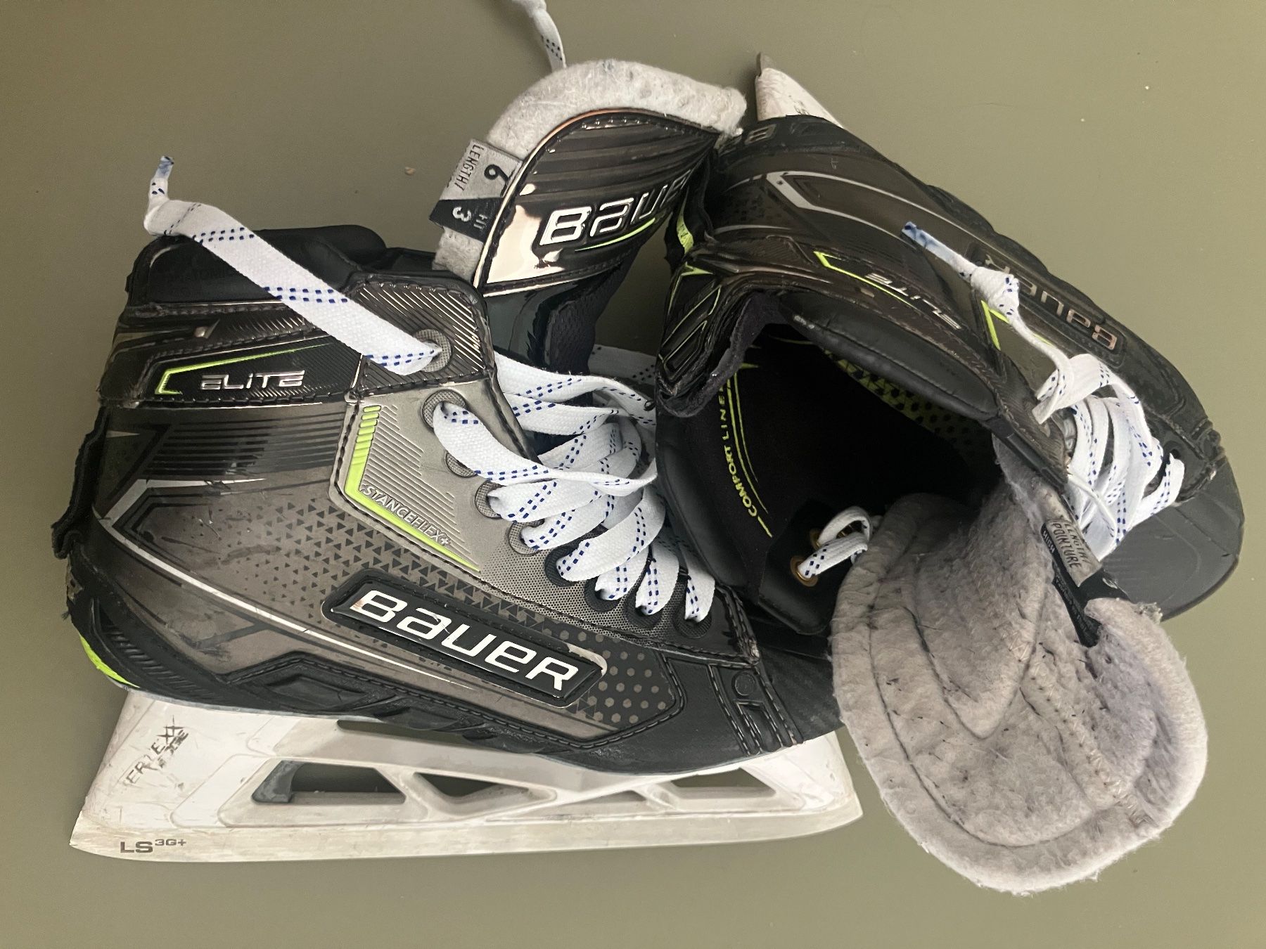 Bauer Pattini da ghiaccio: Schlittschuhe Bauer Goalie – Usato da Bellmund venduto da Australien01