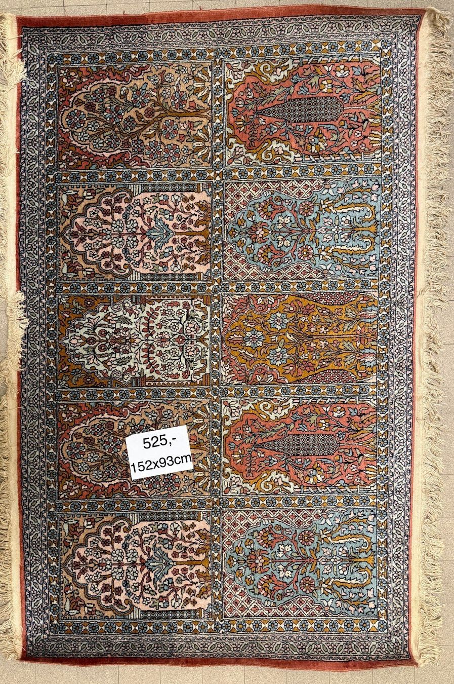 Tappeti: Seidenteppich aus Indien – Nuovo (secondo la descrizione) da Grenchen venduto da Jerzyk