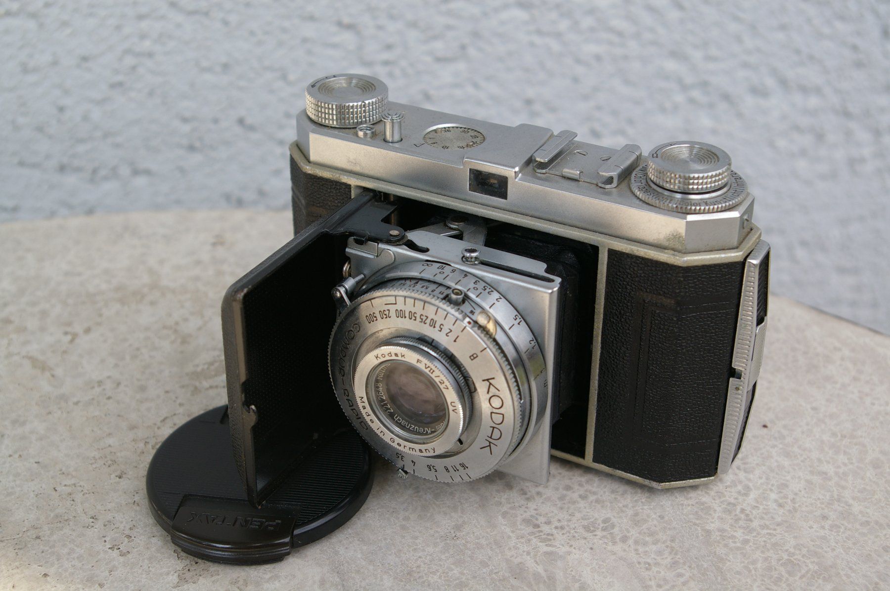 Kodak Fotocamera: 2 antike Kodak Kleinbild Cameras – Difettoso da Niederurnen venduto da mowgli_1963 1