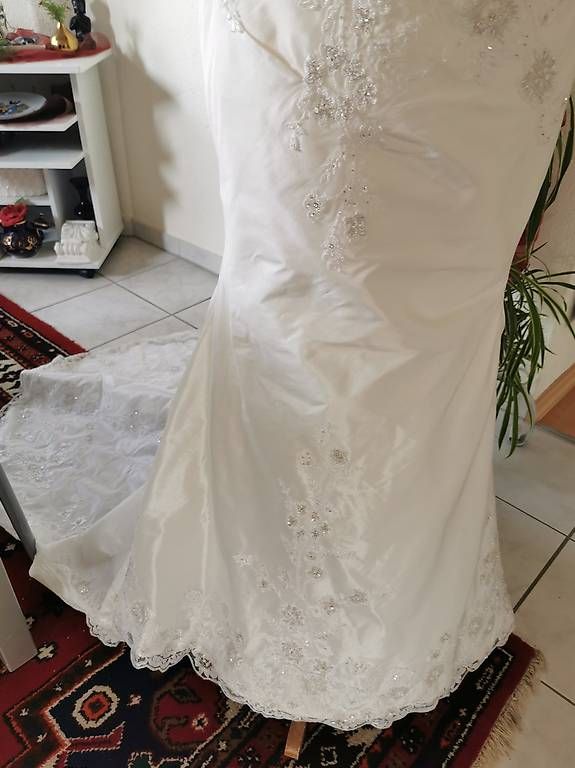 Kleider: Brautkleid – Gebraucht aus Seftigen von sil_ngg9 1