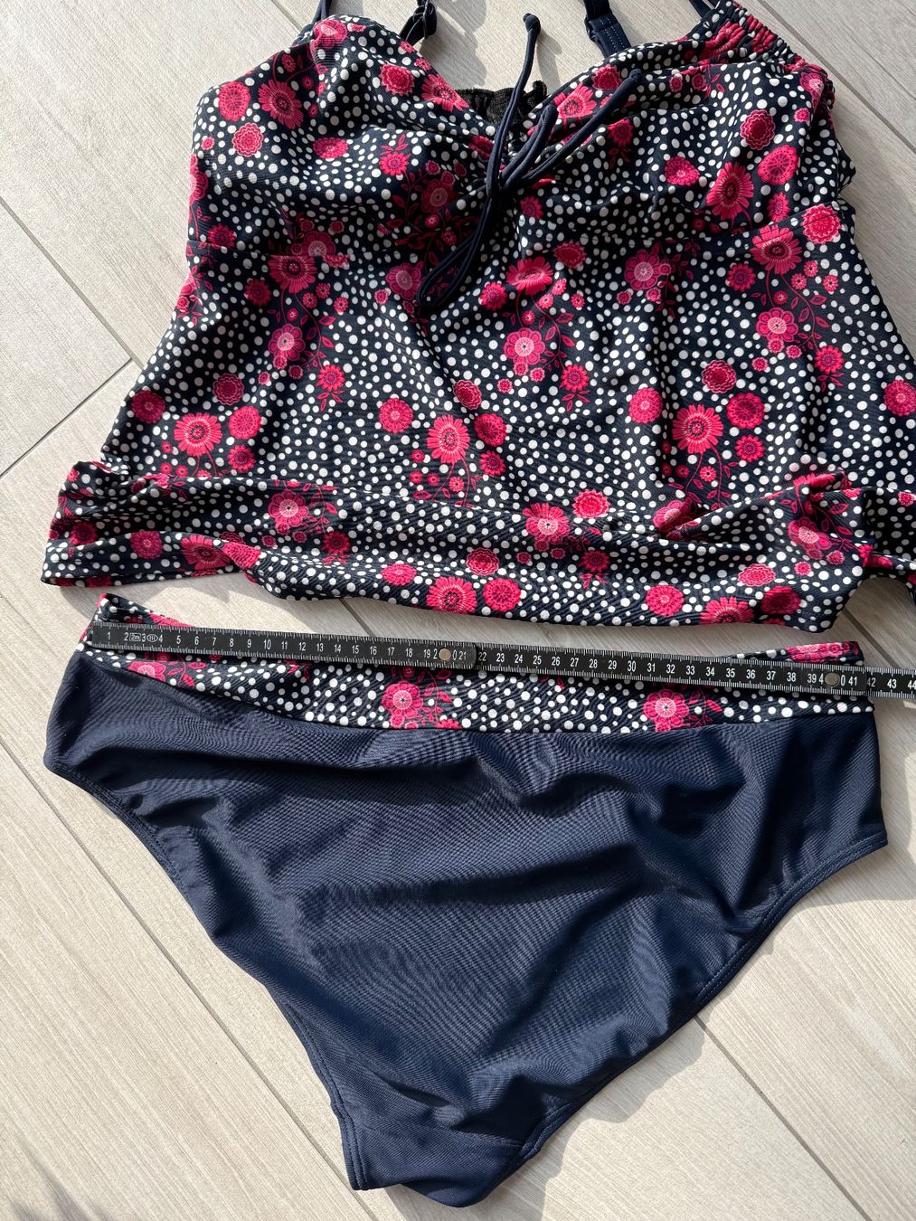Lascana Costumi da bagno & Bikini: Lascana Tankini Set – Usato da Oberbipp venduto da annegret05 1