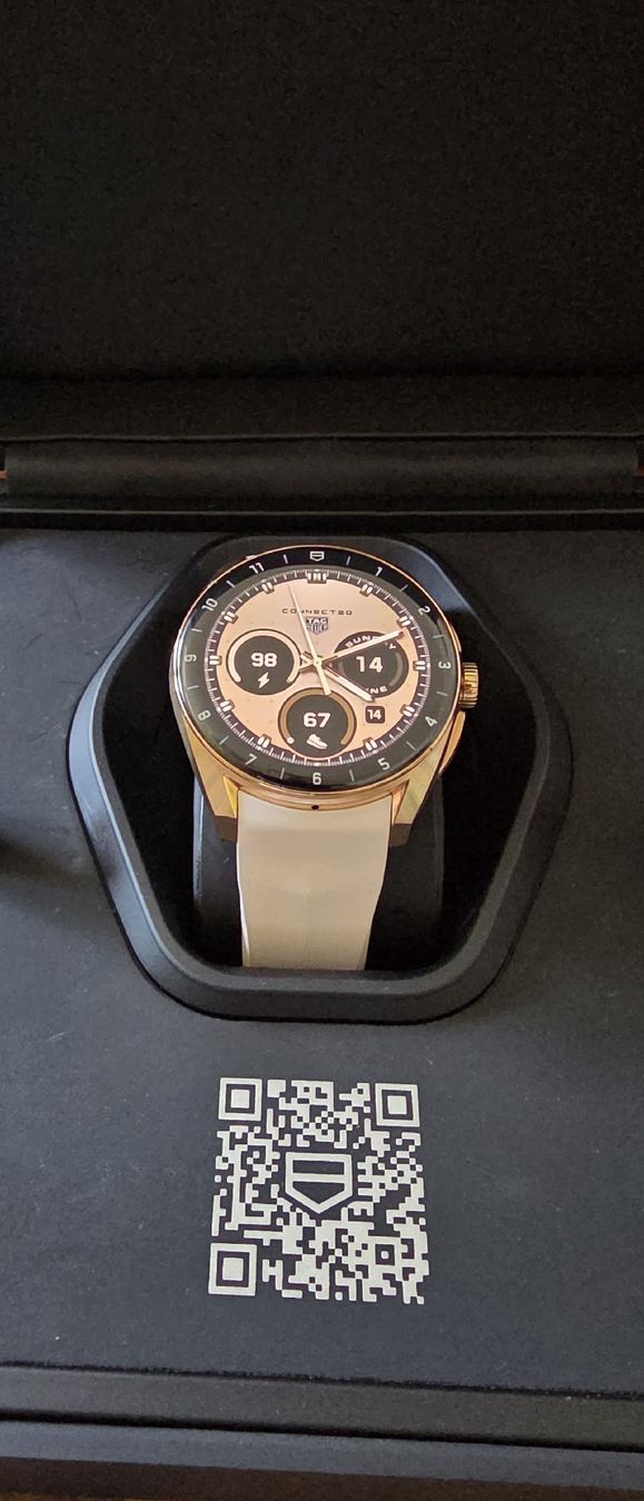 Tag Heuer Orologi: Tag Heuer Connected Calibre E5 40mm Roségold – Usato da Brigerbad venduto da Scoobydooo