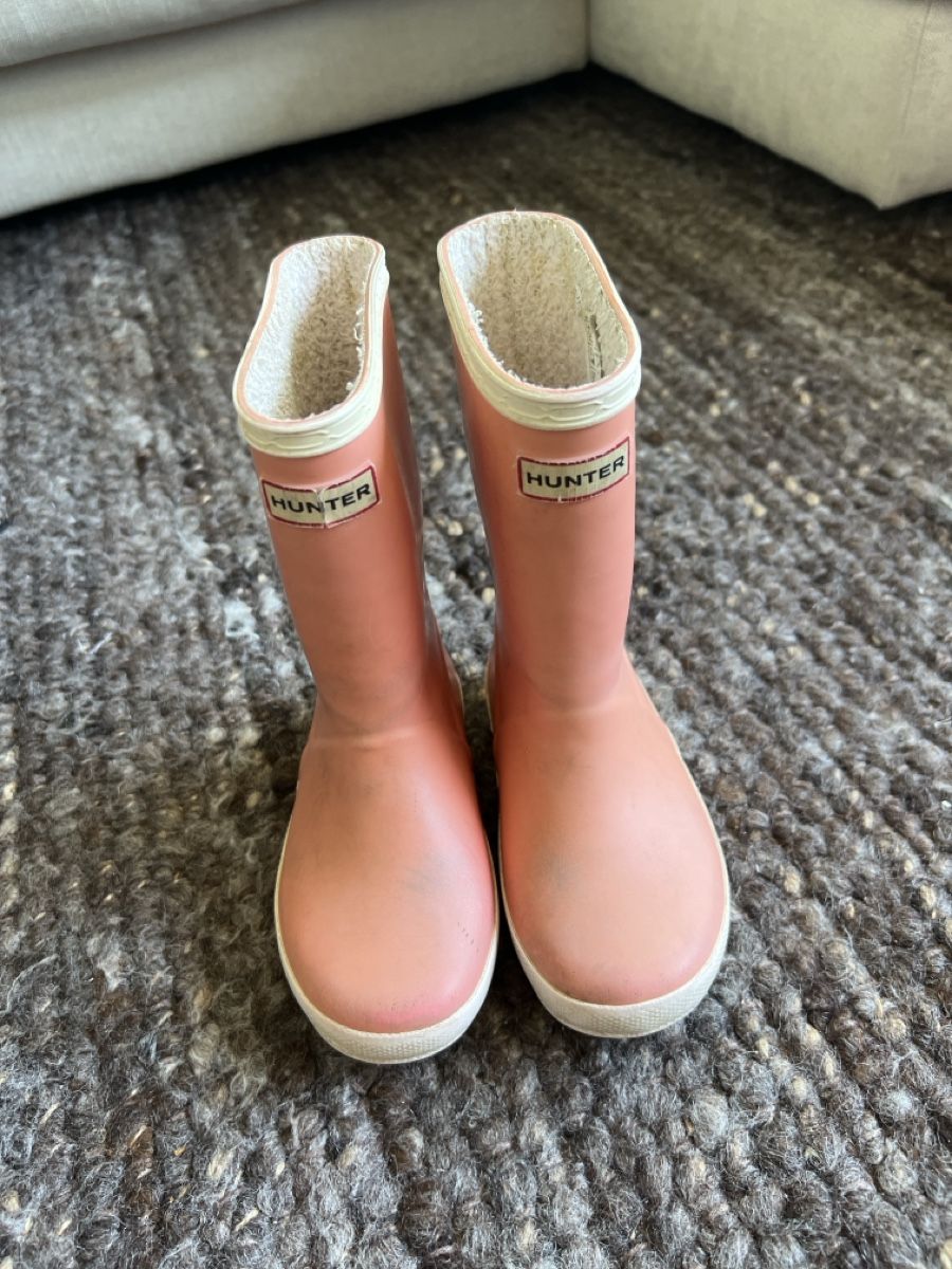 Hunter Scarpe per ragazzi: Hunter Kinder Regenstiefel Gr 28 – Usato da Winterthur venduto da LeonoraCor