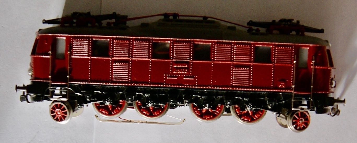 Märklin Modellini di ferrovie: Locomotive digitale Marklin 3024 – Usato da Morrens VD venduto da alain50