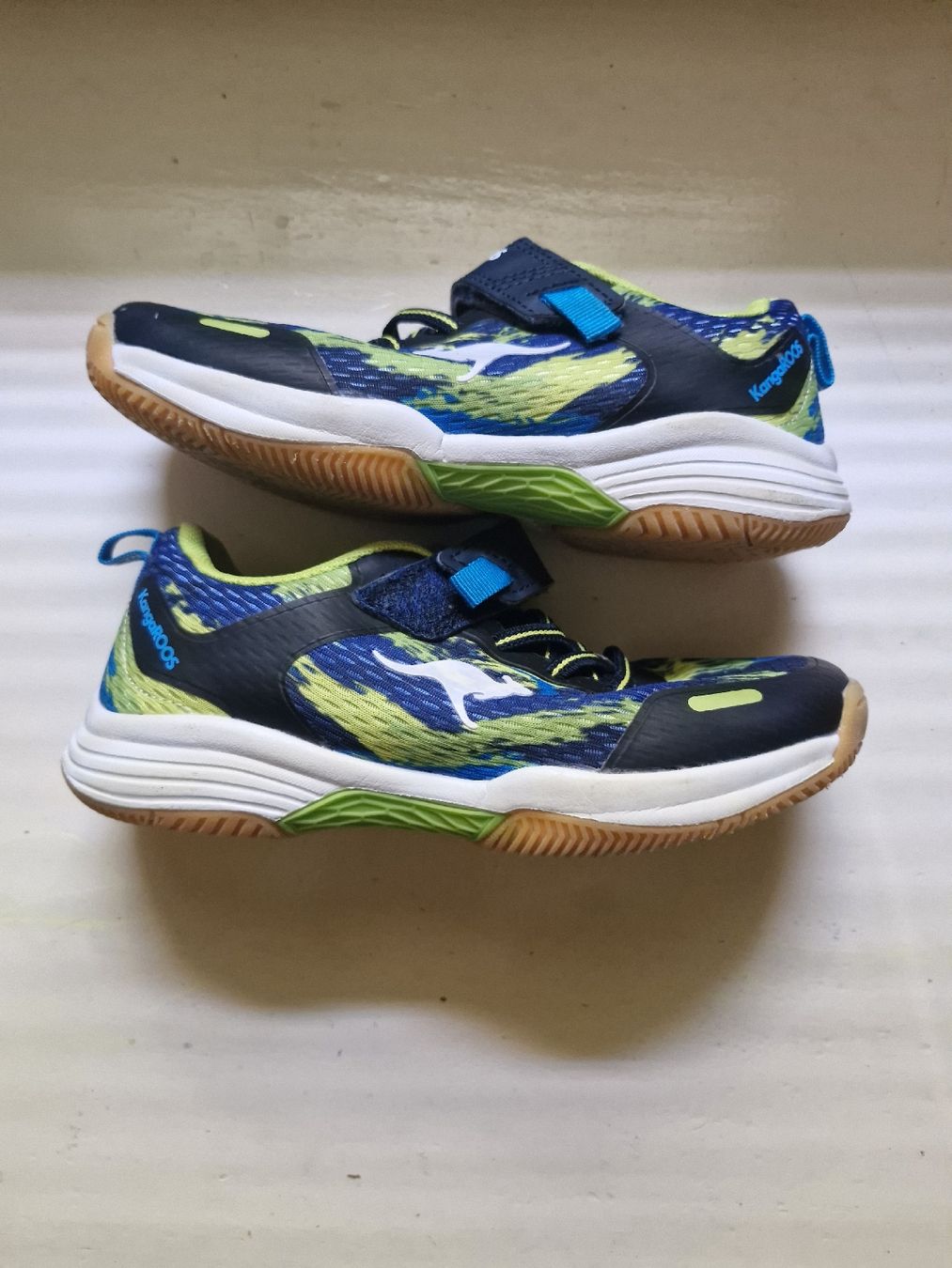 Scarpe per ragazzi: KangaROOS Kinder Turnschuhe Grösse 32 gebraucht – Usato da ebmatingen venduto da wady25x26x 2