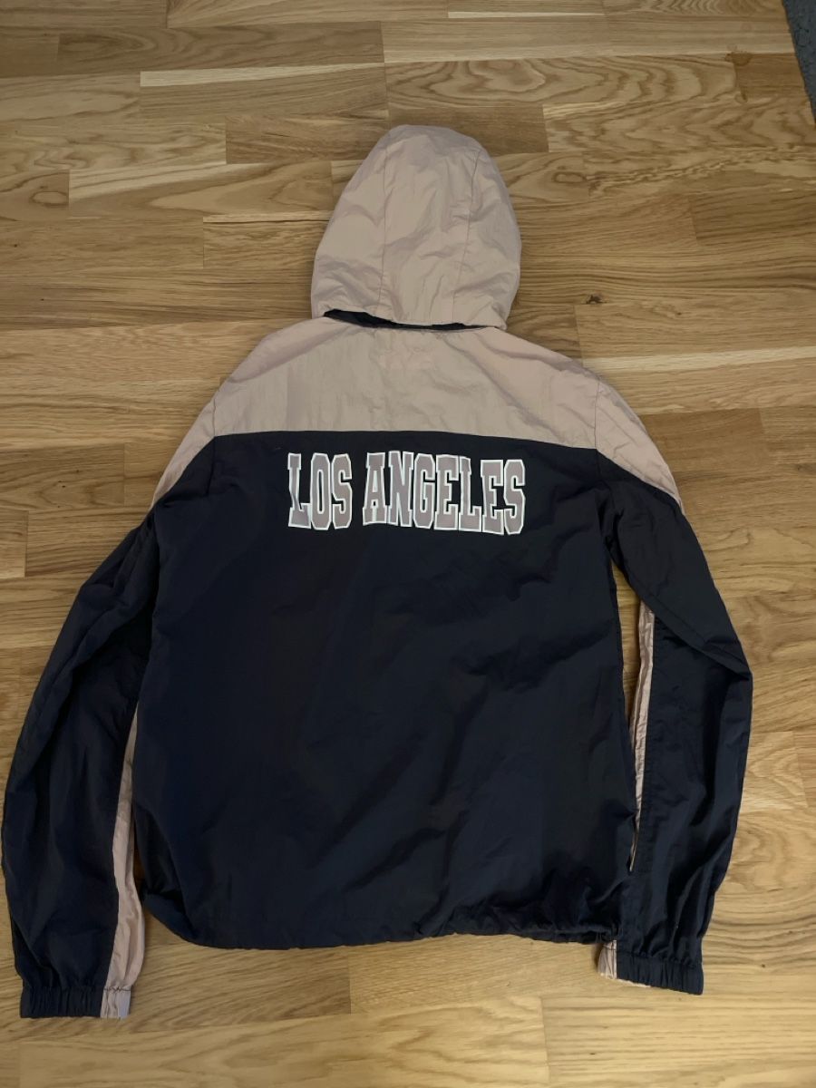 H&M Giacche & Cappotti: Windjacke mit Kapuze Los Angeles – Usato da Zürich venduto da Dita06 1
