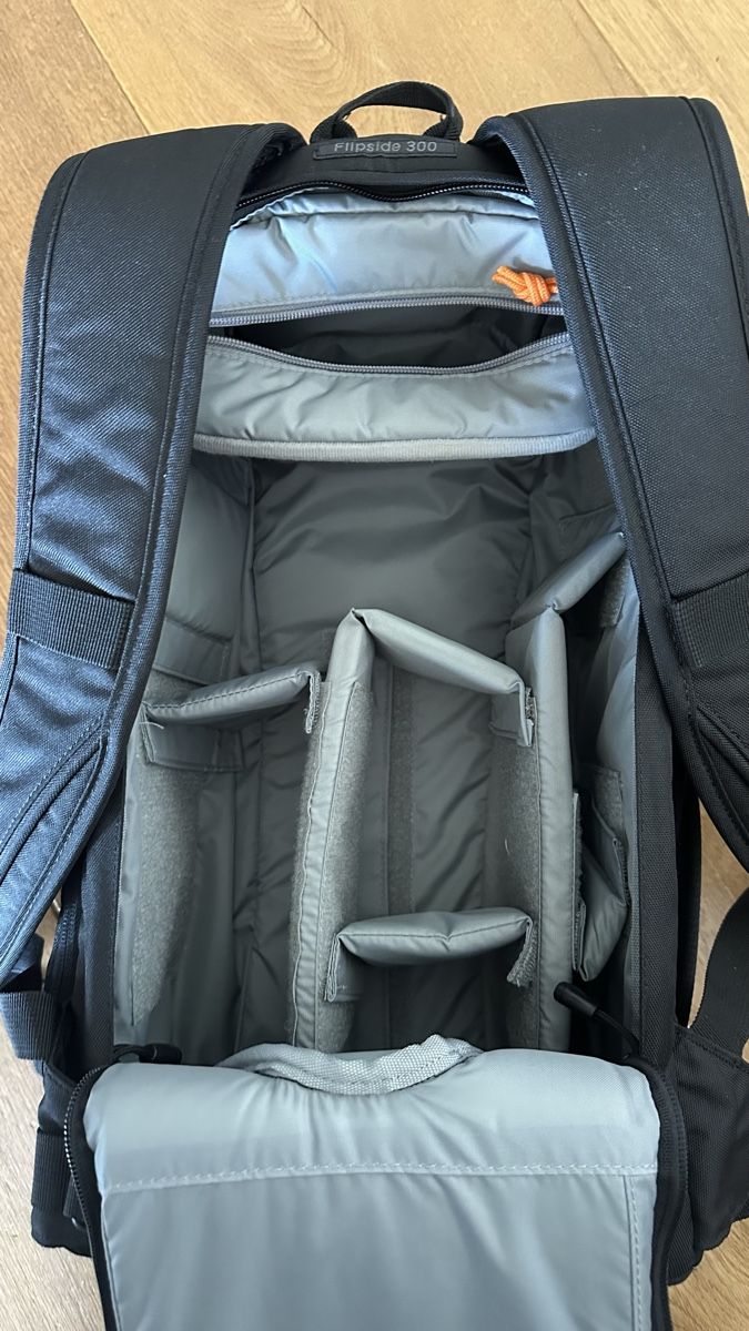 Lowepro Zaini: Lowepro Flipside 300 camera backpack black used – Nuovo (secondo la descrizione) da Triesenberg venduto da mel_d8gv 2