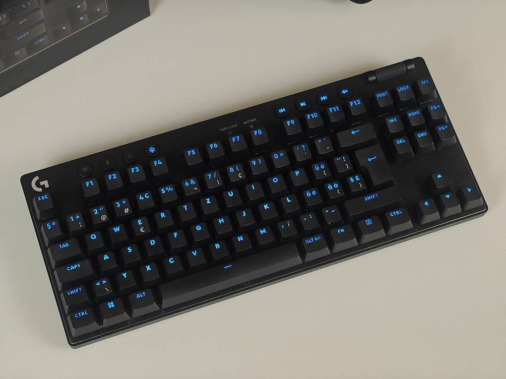 Logitech Tastaturen: Logitech G PRO X TKL LIGHTSPEED - Kabellos, CH-Layout, GX Br – Gebraucht aus Seon von mrwolfie 1