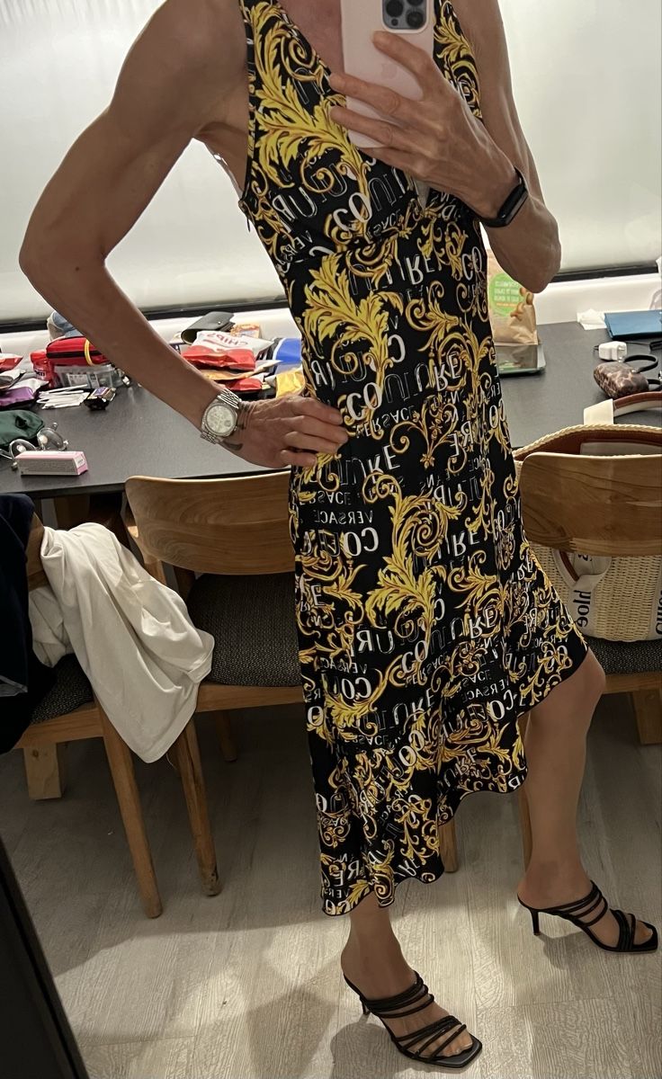 Versace Robes: Versace Jeans Couture Kleid – Neuf (Voir description) à Merlischachen par maerlischacher