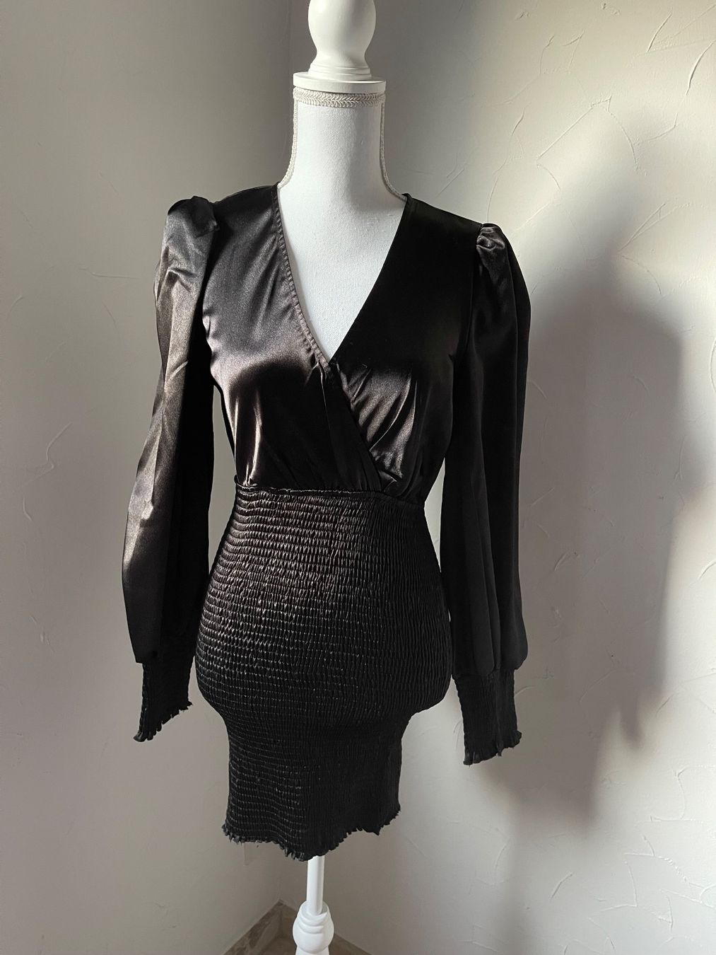 Vestiti: Cocktailkleid mit V-Ausschnitt S – Nuovo (secondo la descrizione) da Dietikon venduto da Nieselchen 1