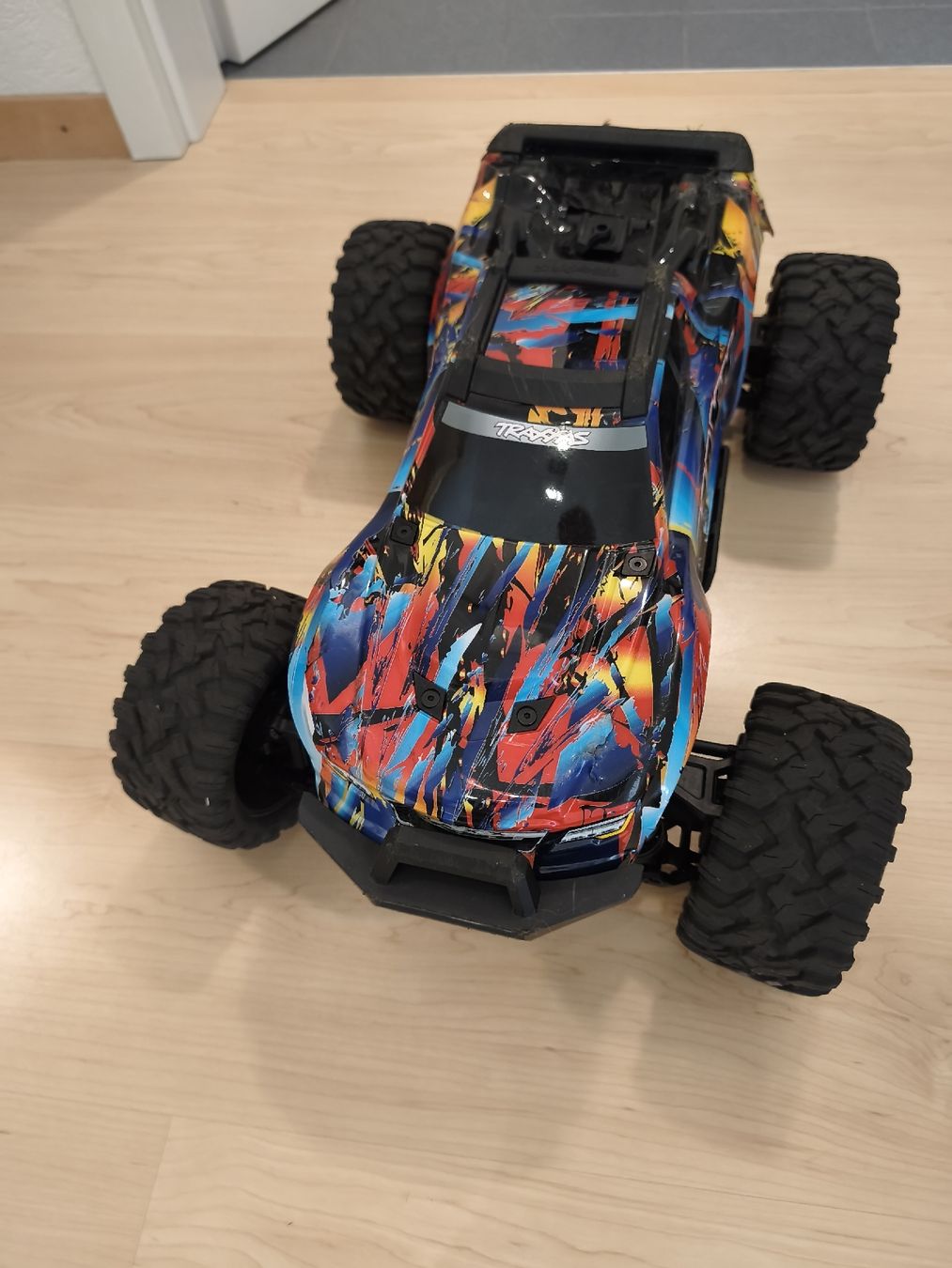 RC Monstertruck Traxxas Maxx gebraucht guter Zustand (Gebraucht) in ...