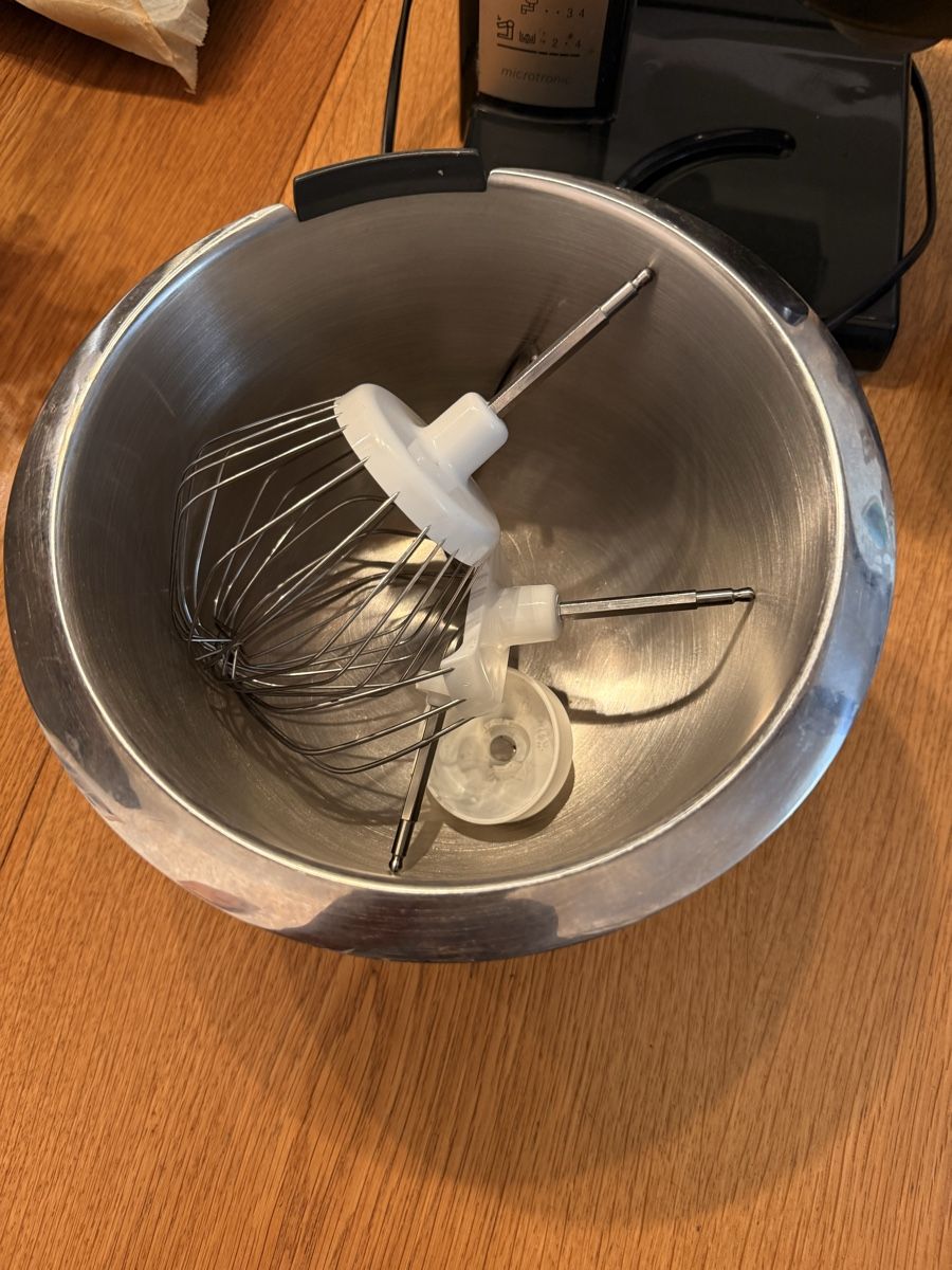 Bosch Appareils de cuisine: Robot multifonction BOSCH Mum4, microtronic, avec bol, bon é – D'occasion à Granges VS par Anila.r 4