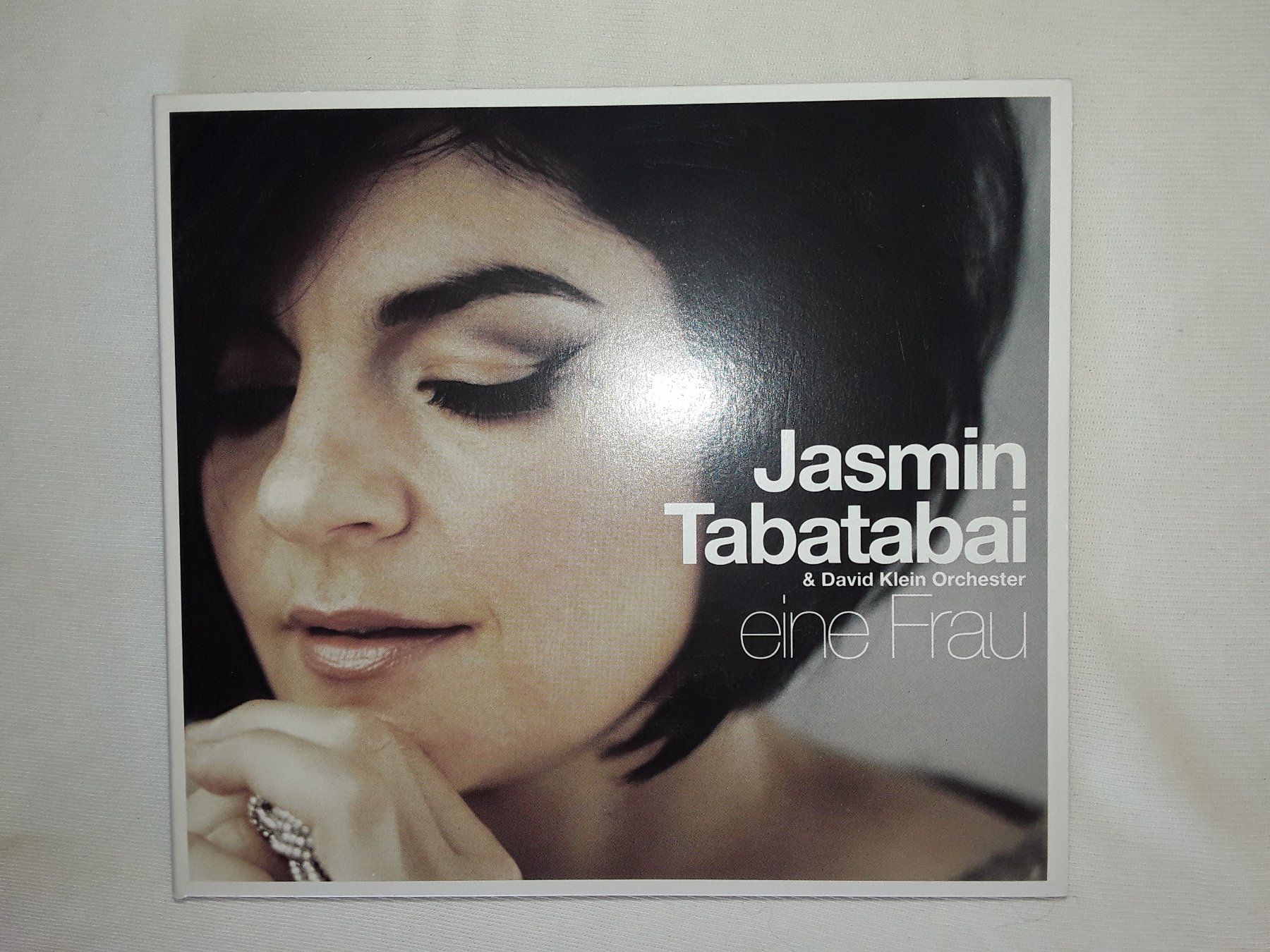 CD: Jasmin Tabatabai - Eine Frau – Usato da Wattwil venduto da tannenmeise73