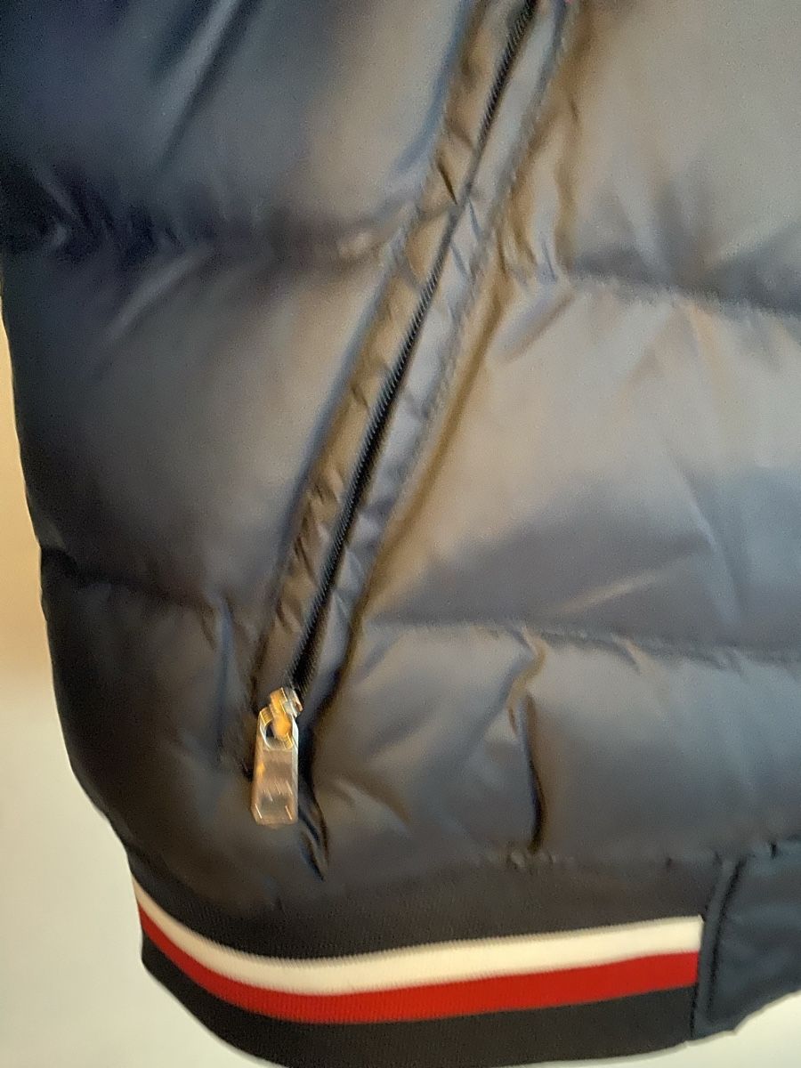 Tommy Hilfiger Jacken: TOMMY HILFIGER JACKE – Gebraucht aus Ennetbaden von kloter6 2