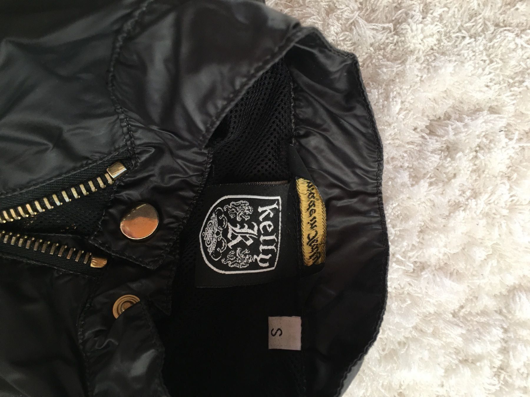 Jacken: Jacke Kelly schwarz Grösse S – Gebraucht aus Kaltbrunn von Modern 6