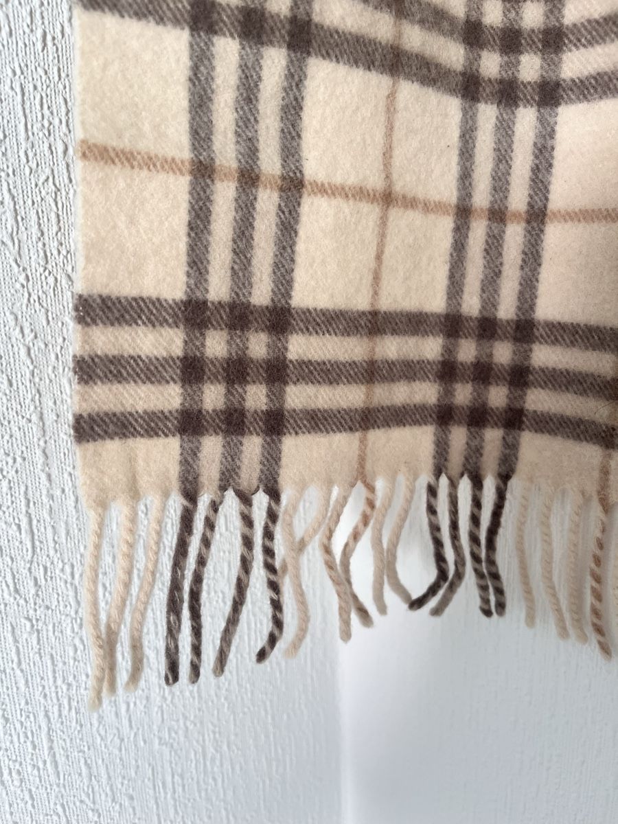 Burberry Foulard & Sciarpe: Burberry Wool Scarf Original – Usato da Lausanne venduto da Danash 7