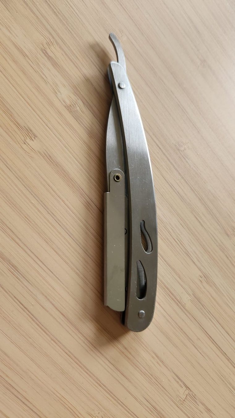 Rasoi & Lamette da barba: Rasiermesser Rasierschneide Messer Neuwertig – Nuovo e nell'imballaggio originale da Zürich venduto da syl_bhd2