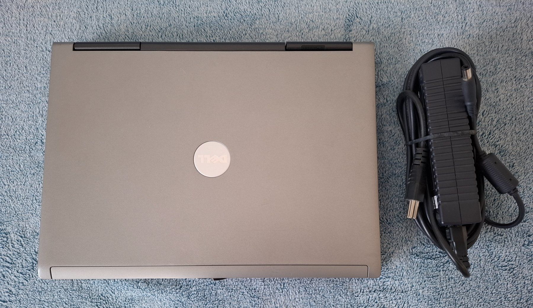 Dell Notebook: Dell Latitude D830 Windows XP & OFFICE 2007, Serial - RS-232 – Usato da Magden venduto da SelHas 2