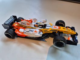 Carrera Evolution Renault R28 Show Car Nr. 5