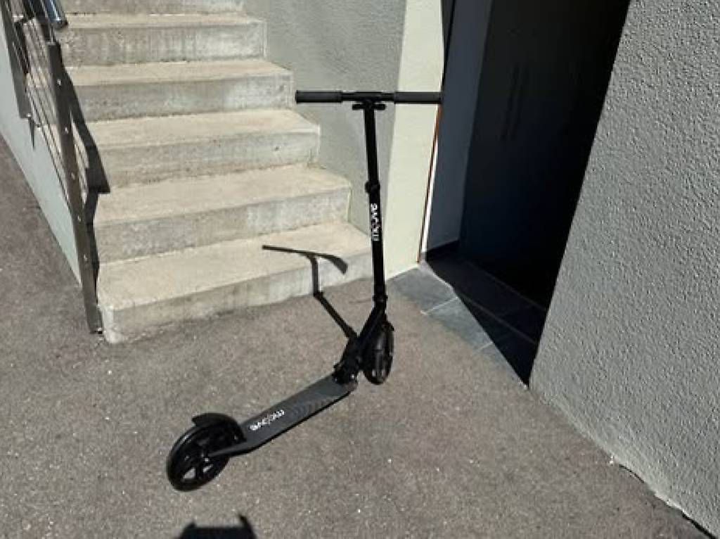 Kickboard: Trottinett  – Gebraucht aus Krinau von Rosella
