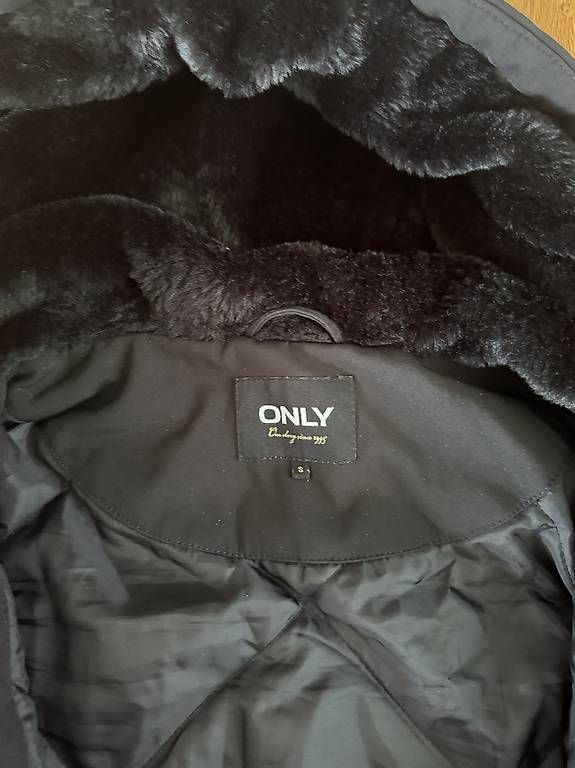 Only Cappotti: Wintermantel Gr. S von Only – Usato da Neukirch (Egnach) venduto da JTSilvana 1