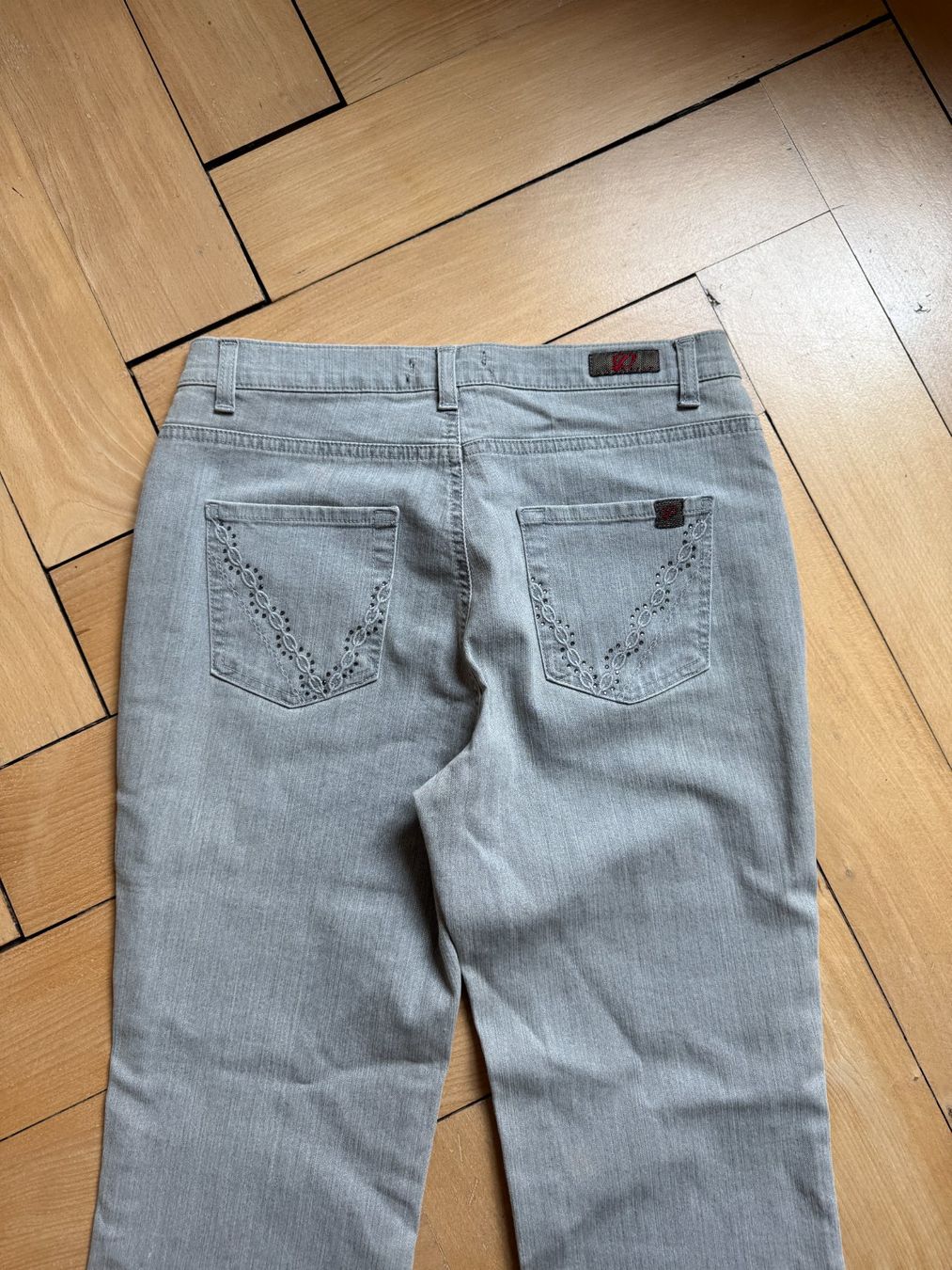 Jeans: VANILIA - Jeans hellgrau 38 – D'occasion à Zürich par Diazaio 2
